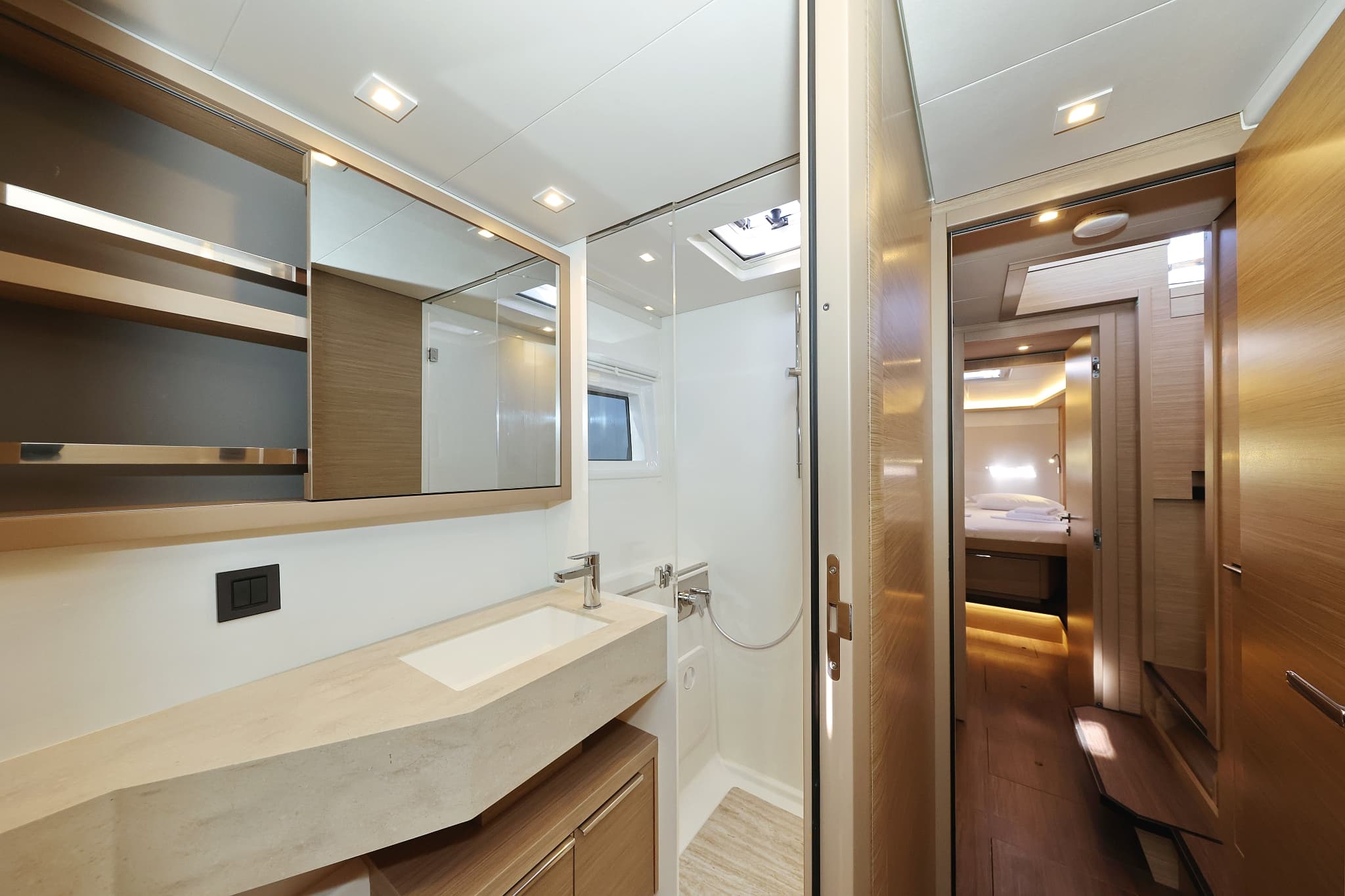 Lagoon 46  - photo 44