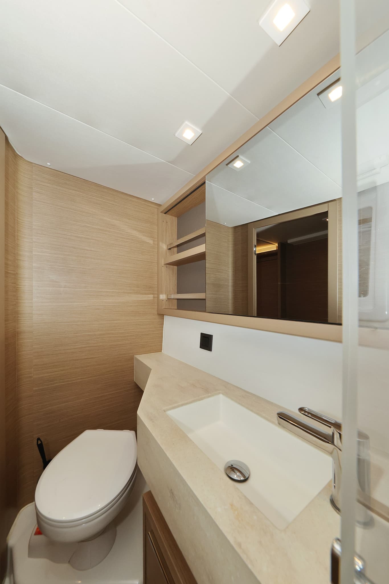 Lagoon 46  - photo 15