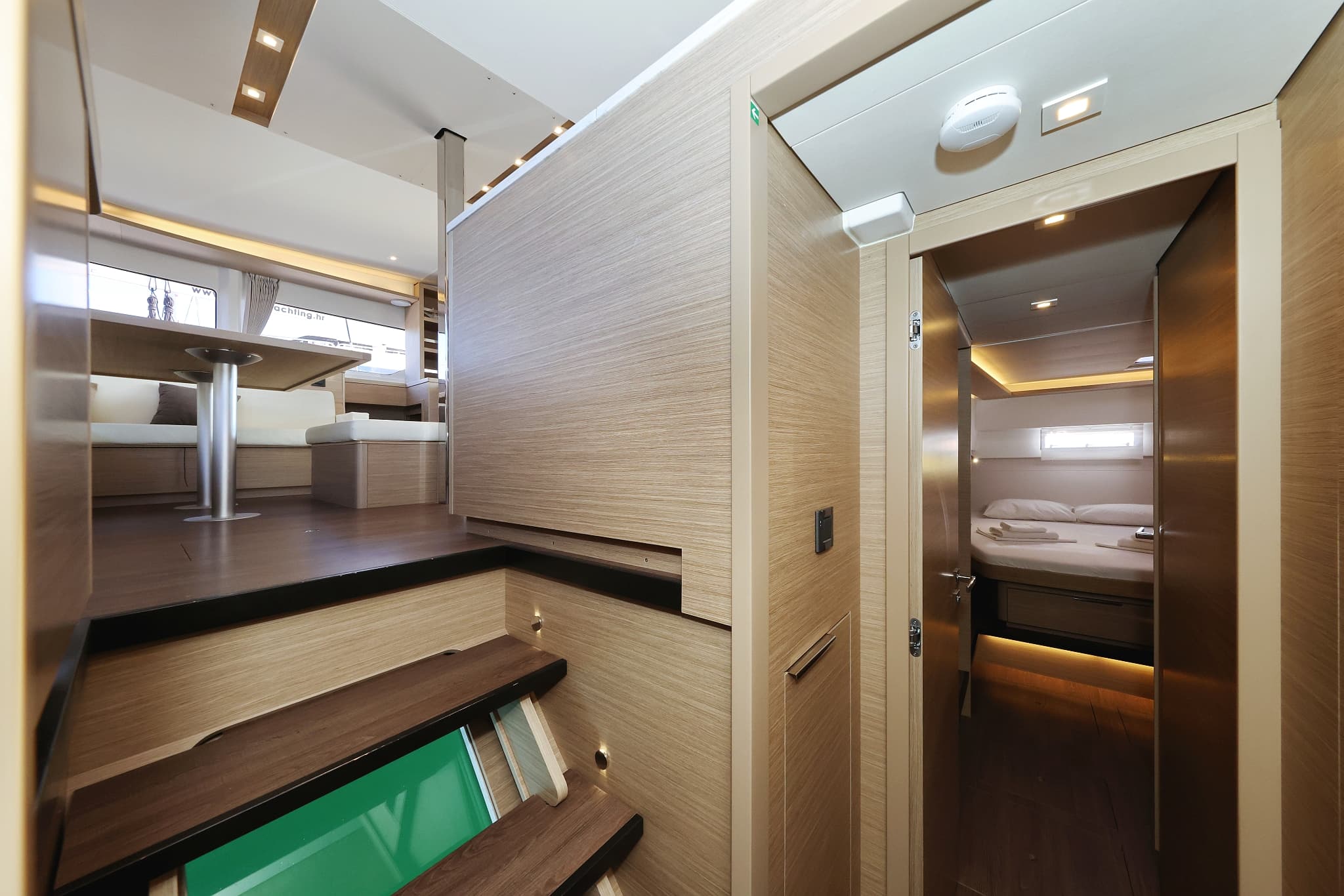 Lagoon 46  - photo 30