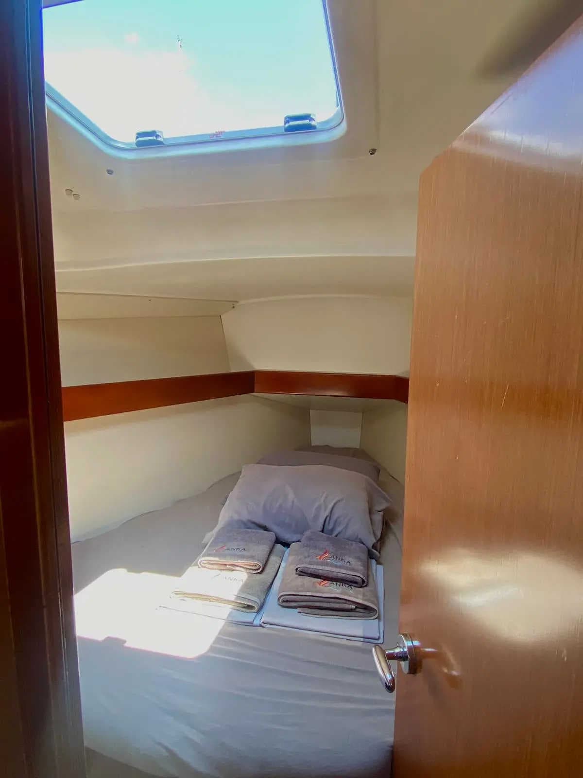 Oceanis 34 - photo 20