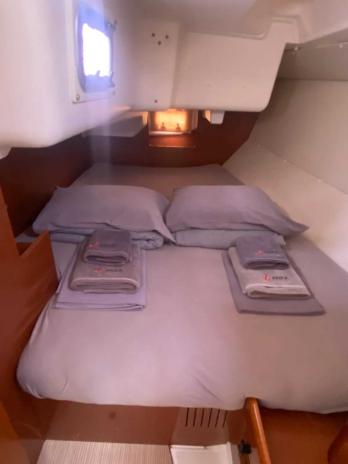 Oceanis 34 - photo 19