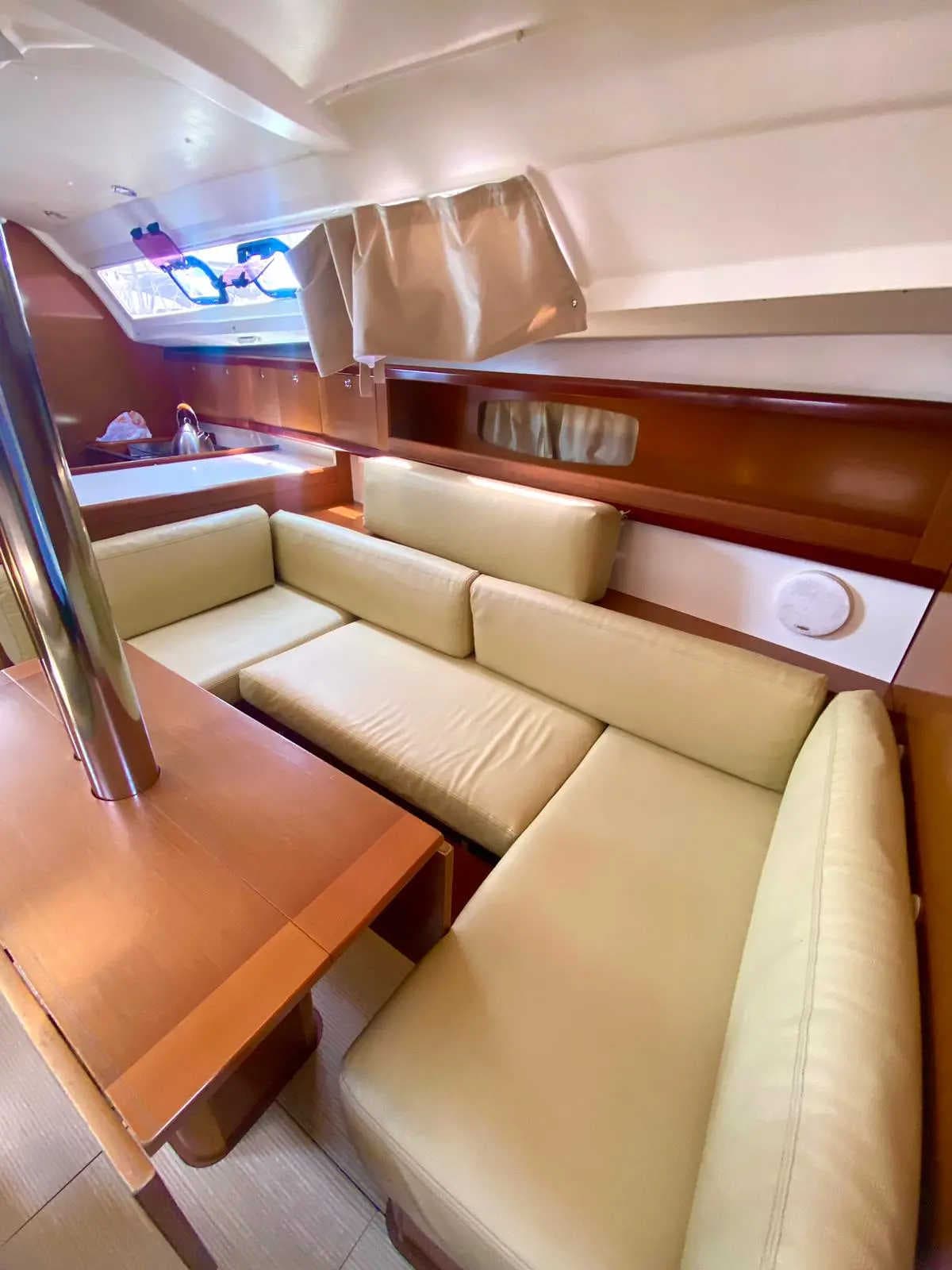 Oceanis 34 - photo 6