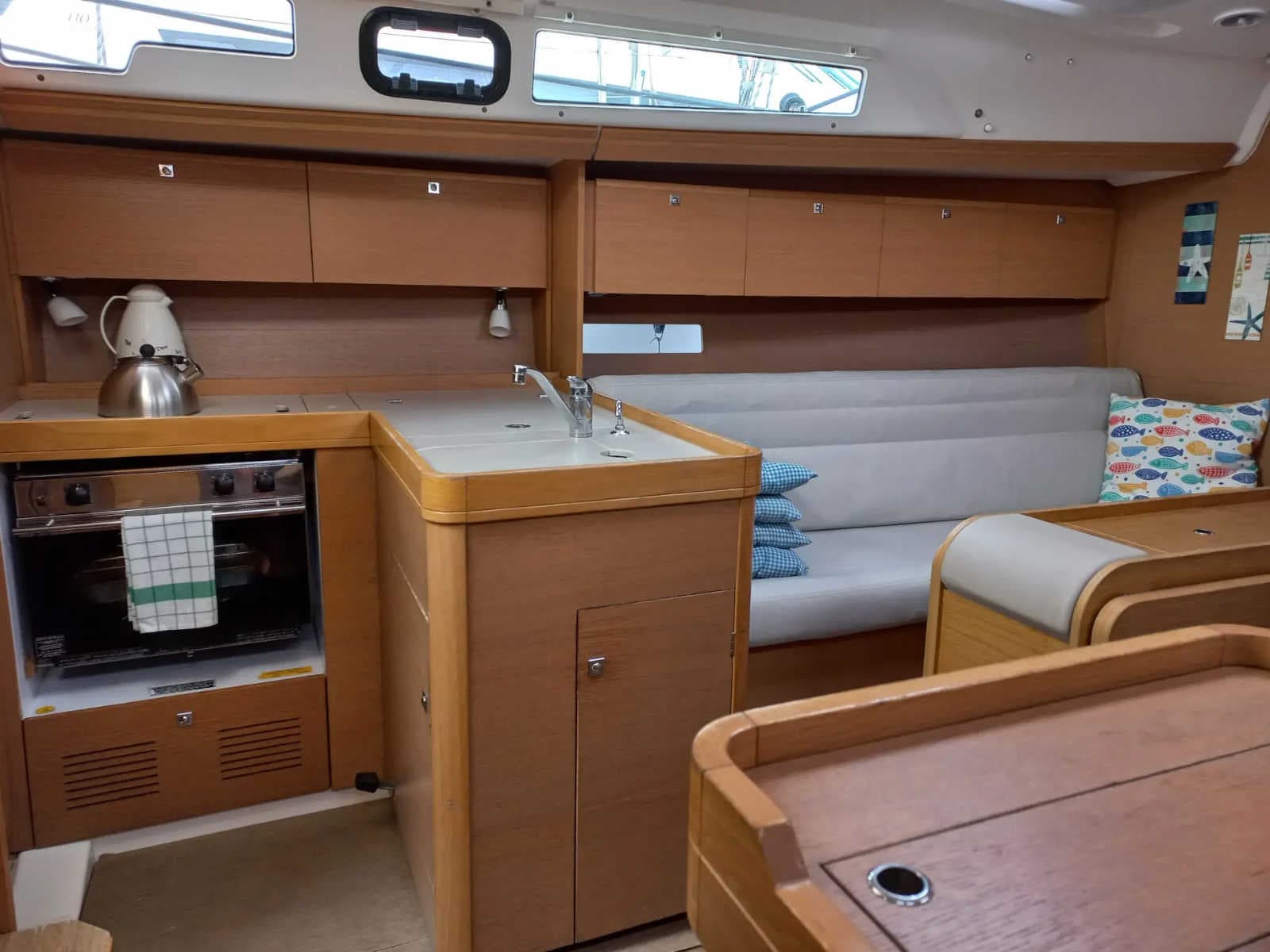 Dufour 350 Grand Large - photo 10