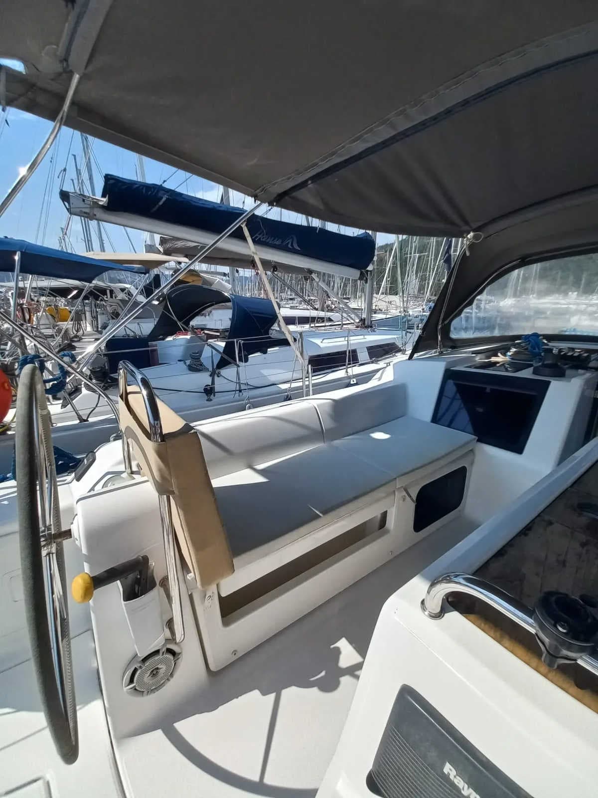 Dufour 410 Grand Large - photo 14