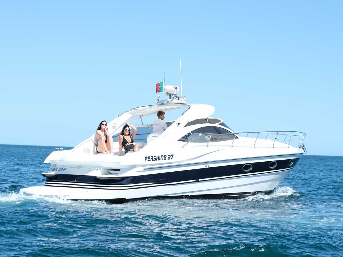 Pershing 37 - photo 6