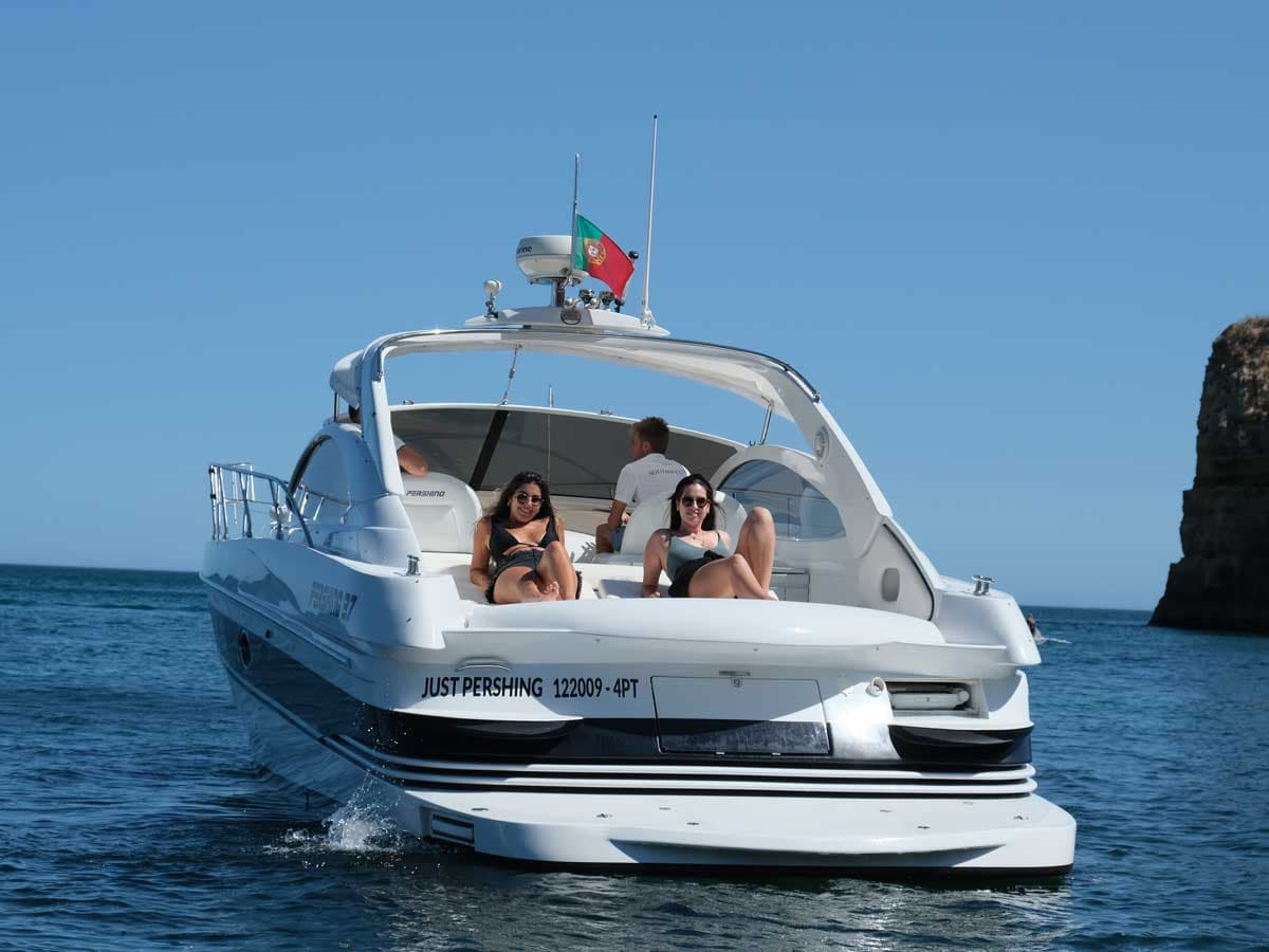 Pershing 37 - photo 8