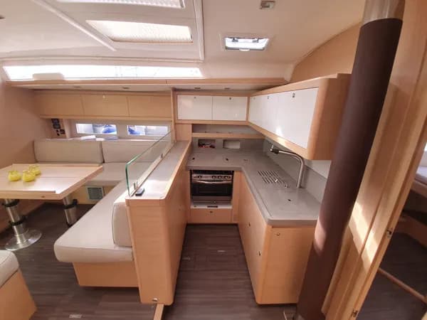 Dufour 530 - photo 8