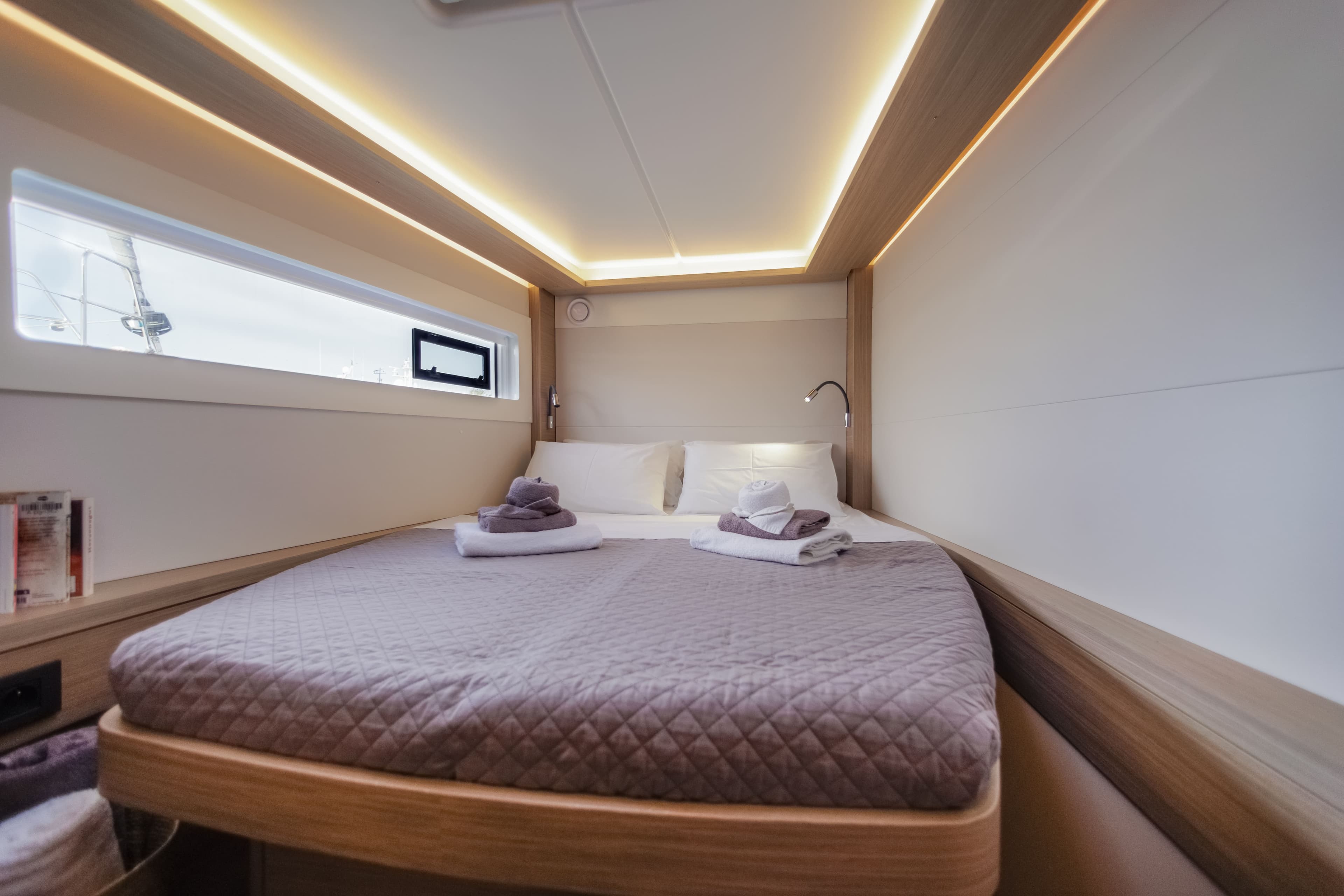 Lagoon 46  - photo 22