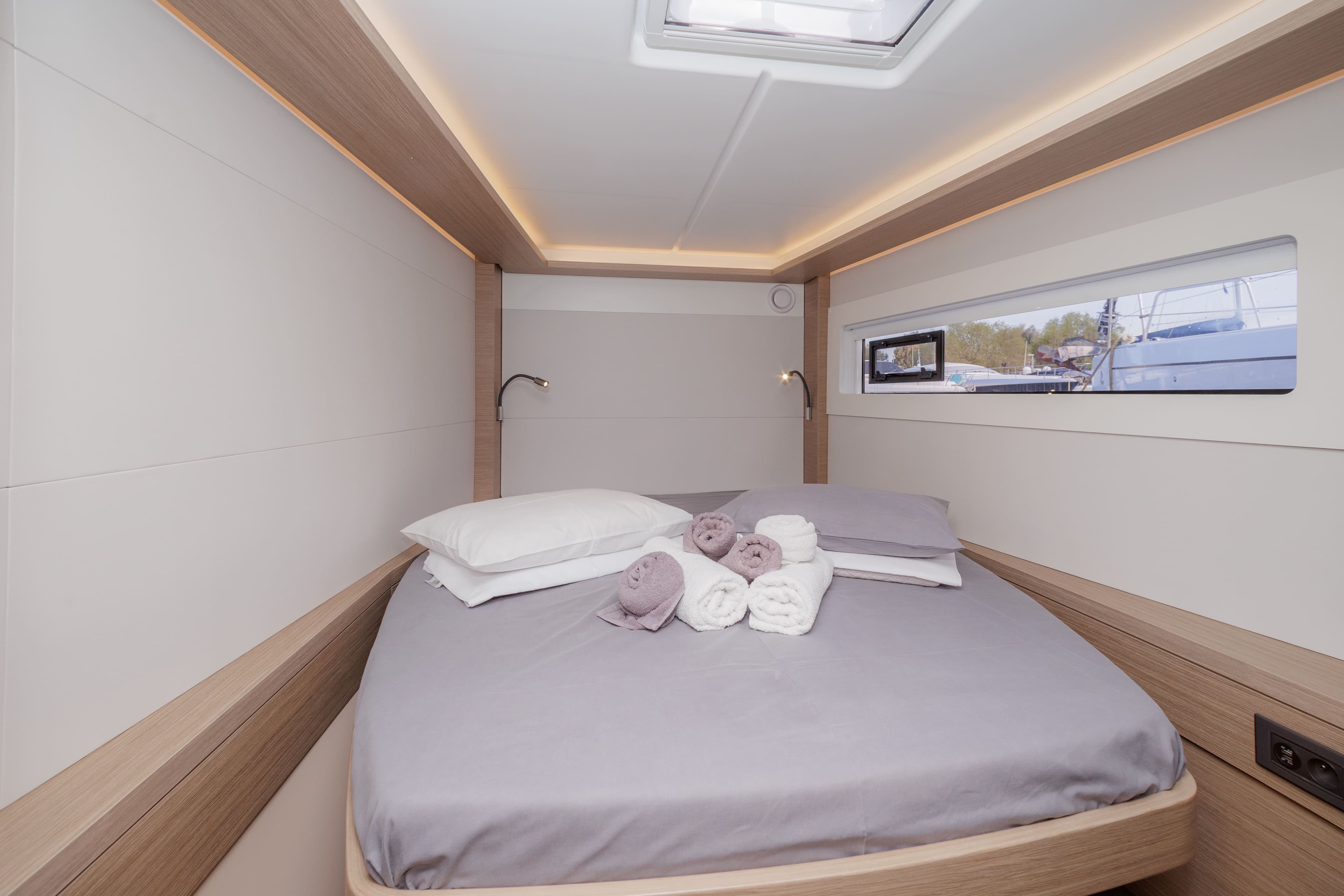 Lagoon 46  - photo 25