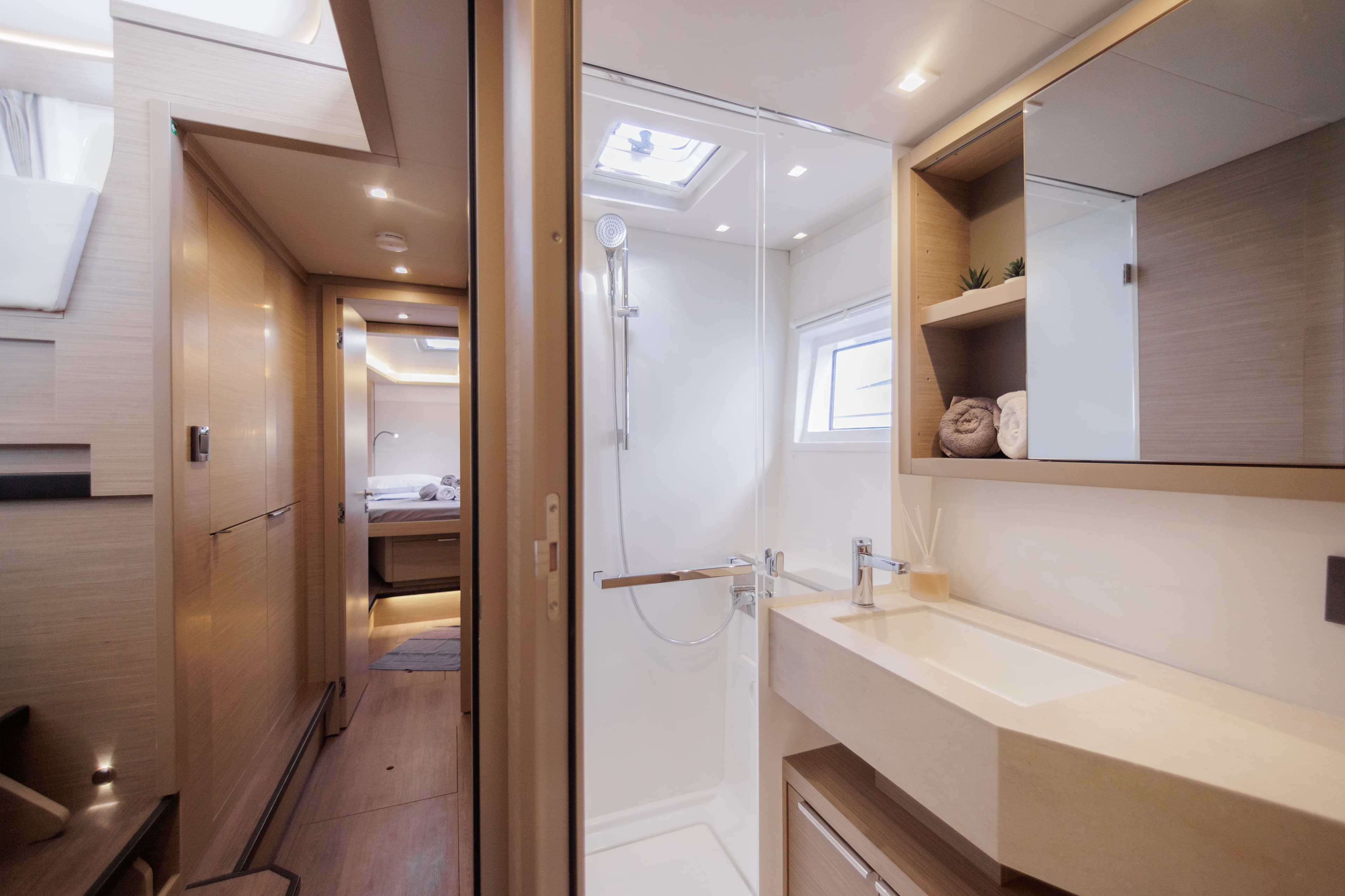 Lagoon 46  - photo 26