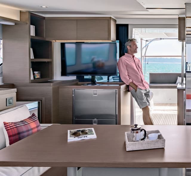 Lagoon 46  - photo 7