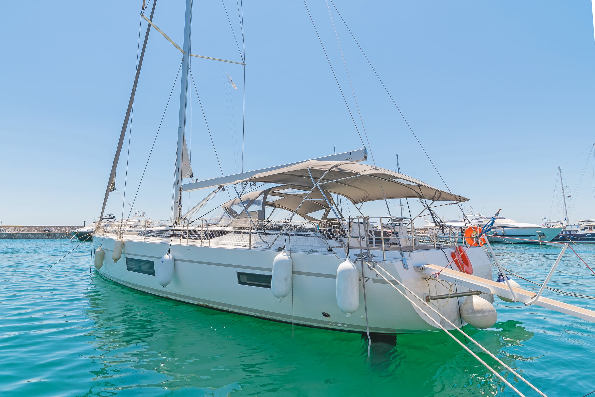 Bavaria C57 - photo 12