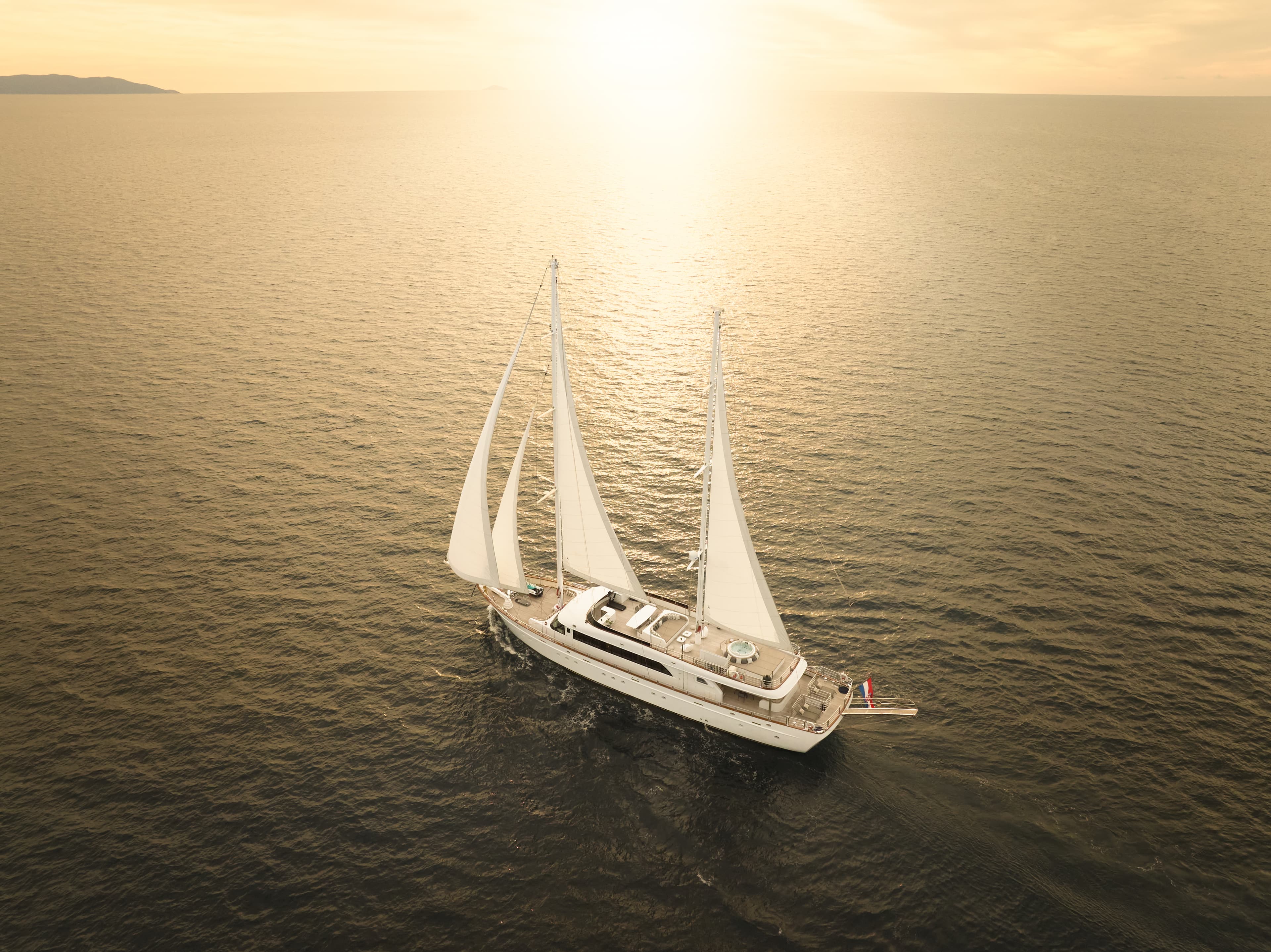 Motoryacht - photo 7