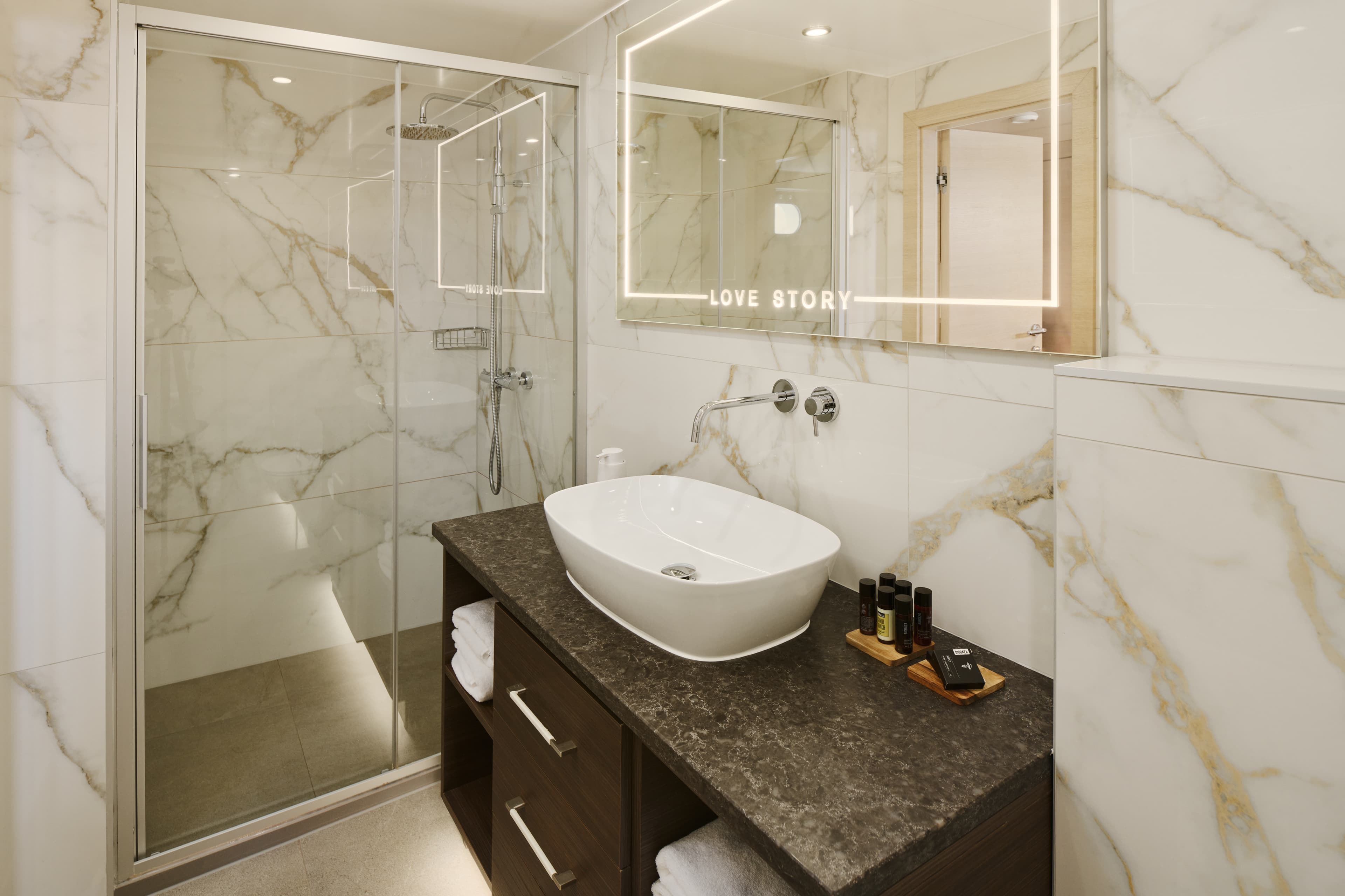 Motoryacht - photo 36