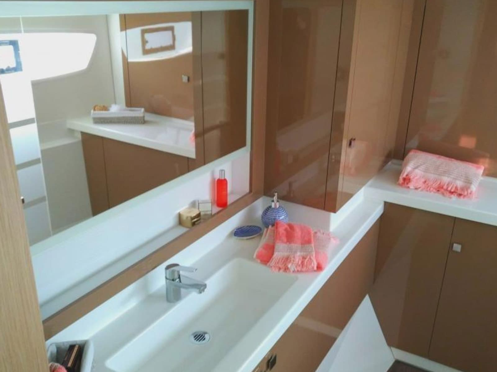 Astréa 42 - photo 10