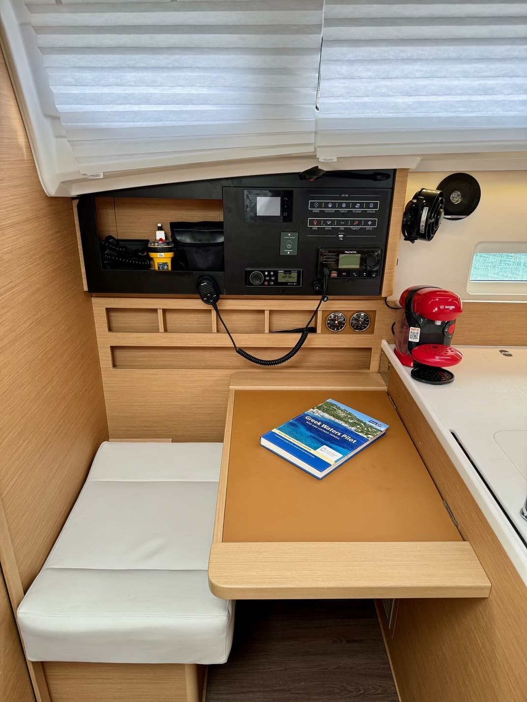Sun Odyssey 410 - photo 12