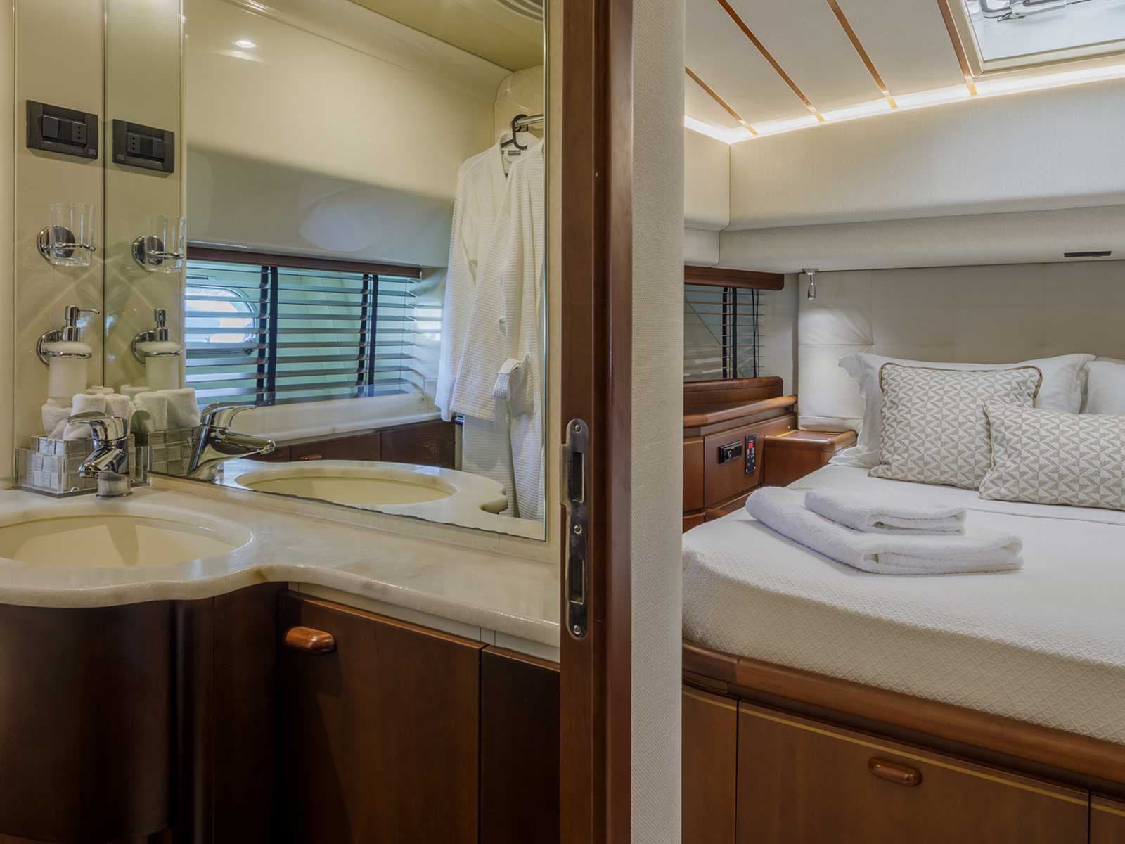 Ferretti 72 - photo 25