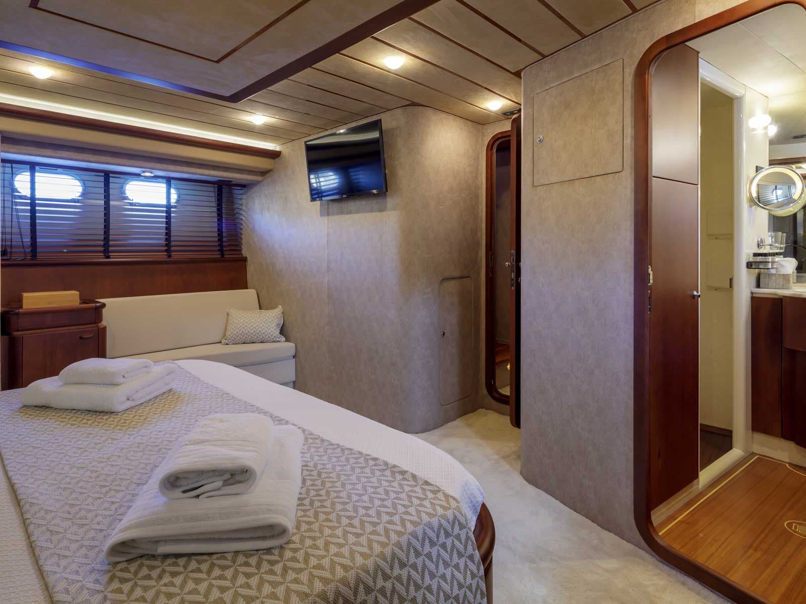 Ferretti 72 - photo 10