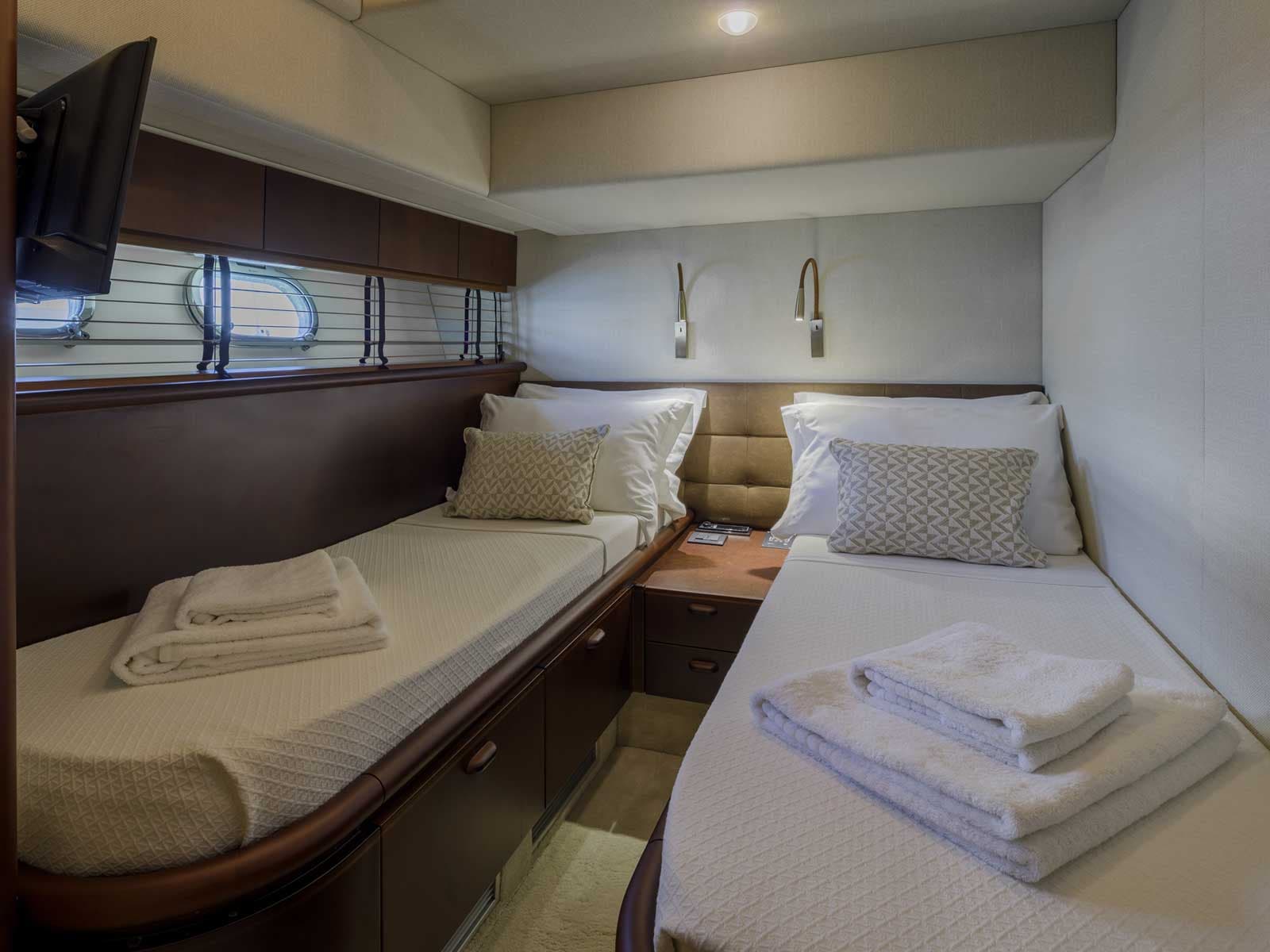 Ferretti 72 - photo 8