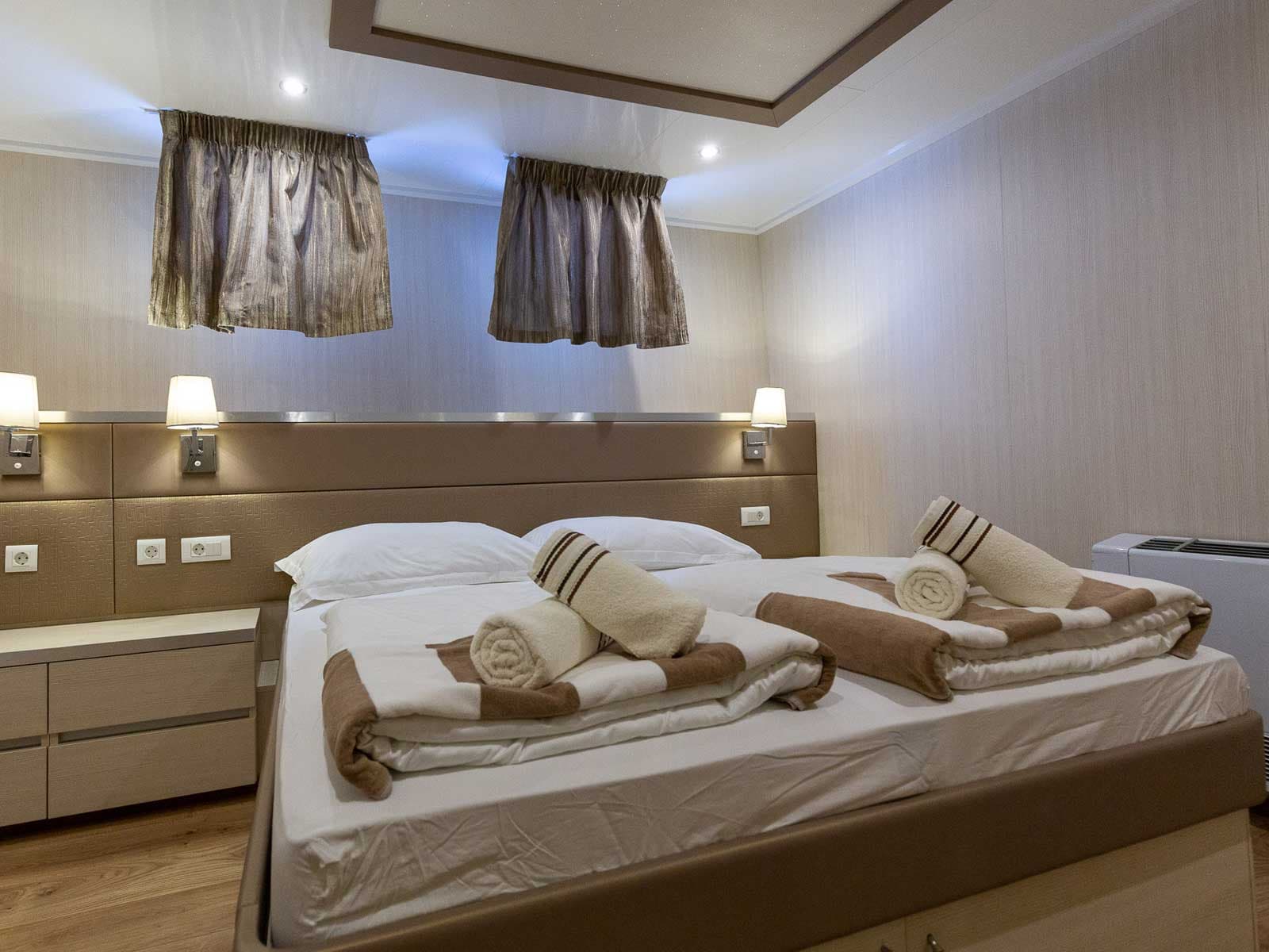 Motoryacht - photo 7