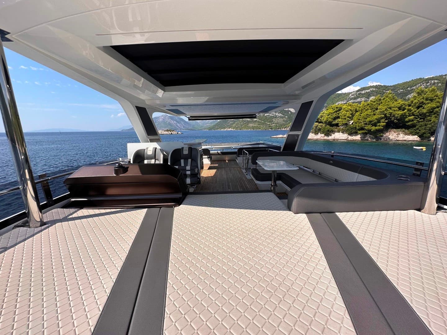 Galeon 680 Fly - photo 41