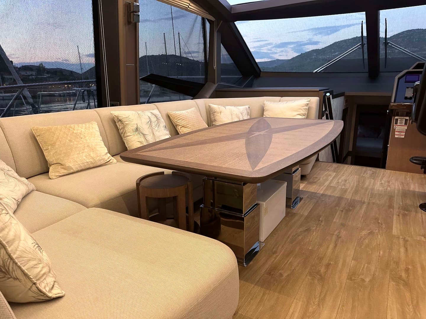 Galeon 680 Fly - photo 34