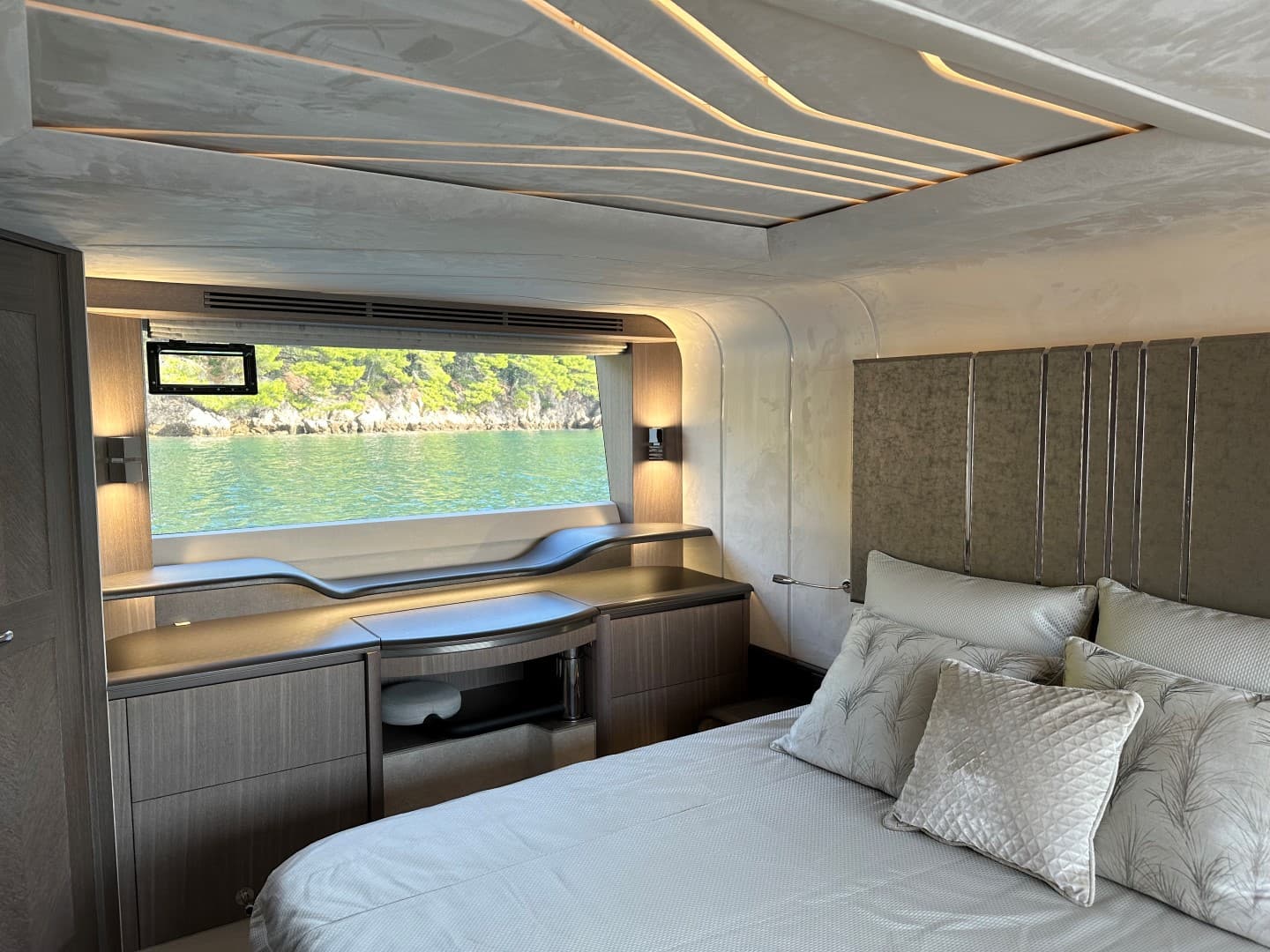 Galeon 680 Fly - photo 36