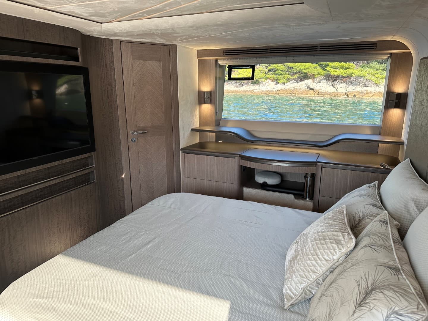 Galeon 680 Fly - photo 35