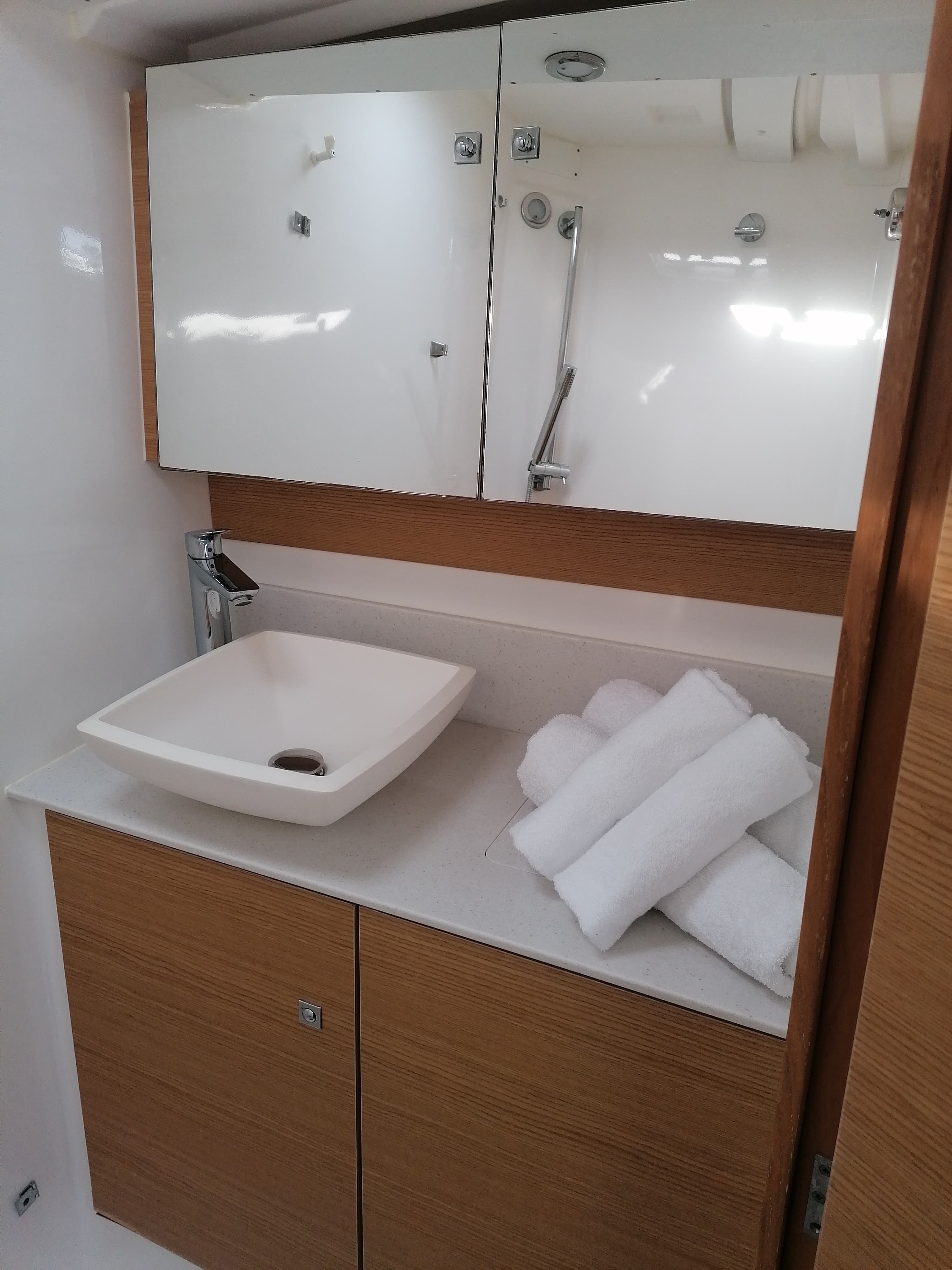 Dufour 460 Grand Large - photo 12