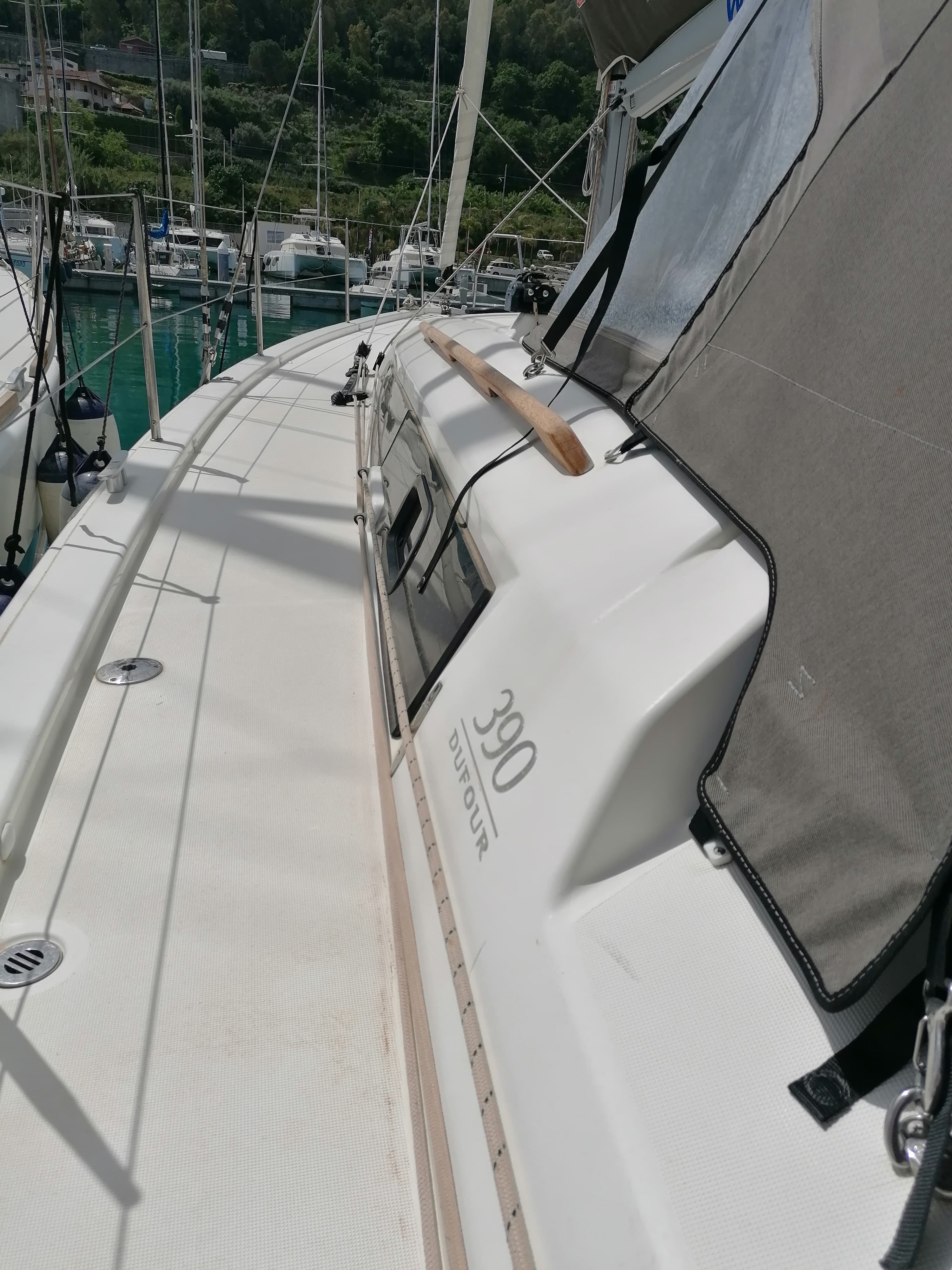 Dufour 390 Grand Large - photo 17