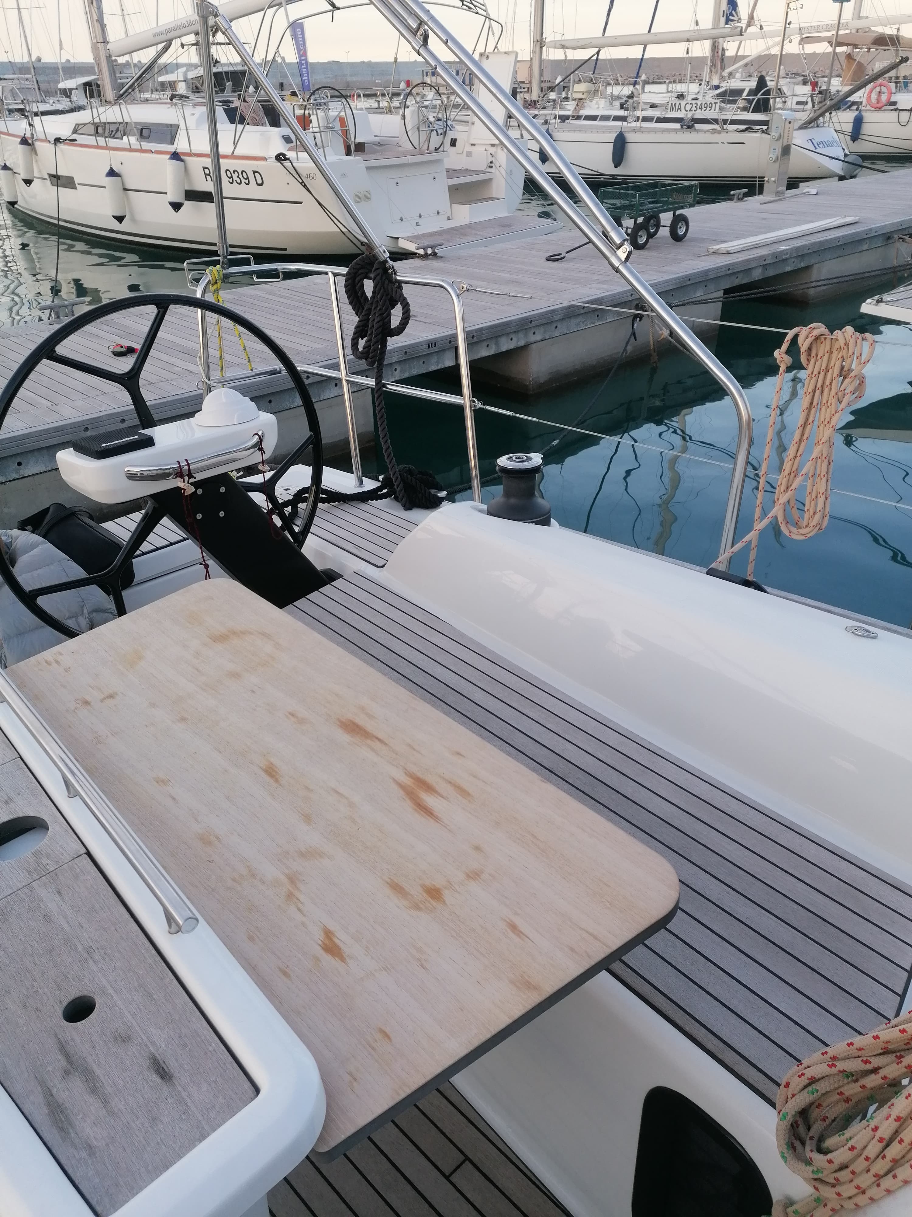 Dufour 360 Grand Large - photo 4