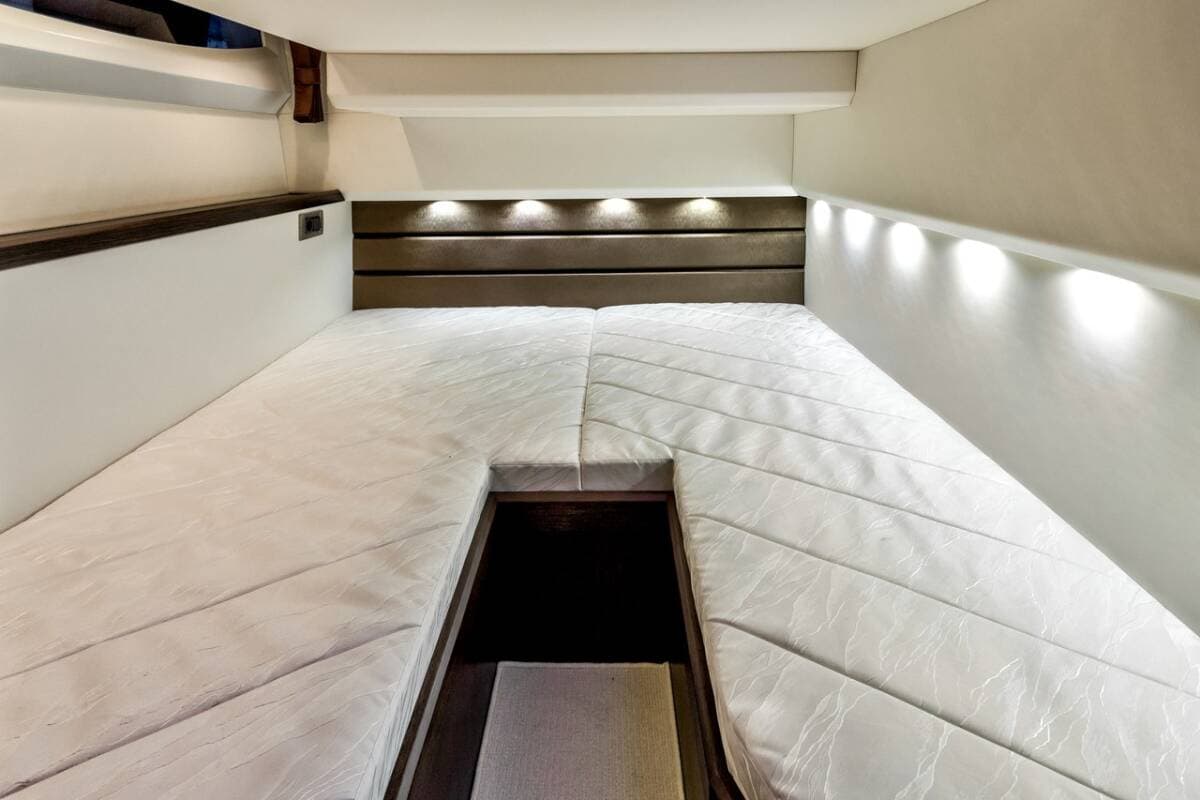 Galeon 420 Fly - photo 6