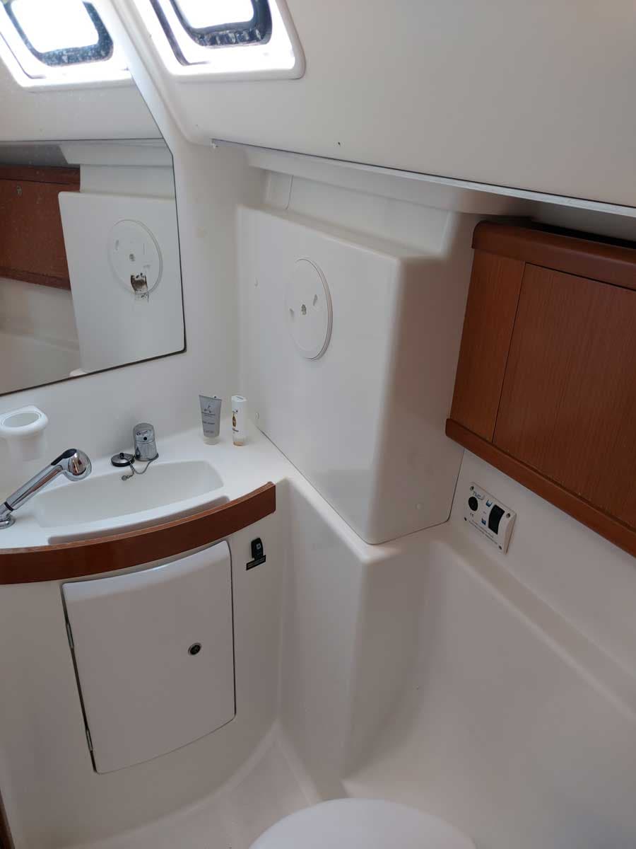 Oceanis 43 - photo 4