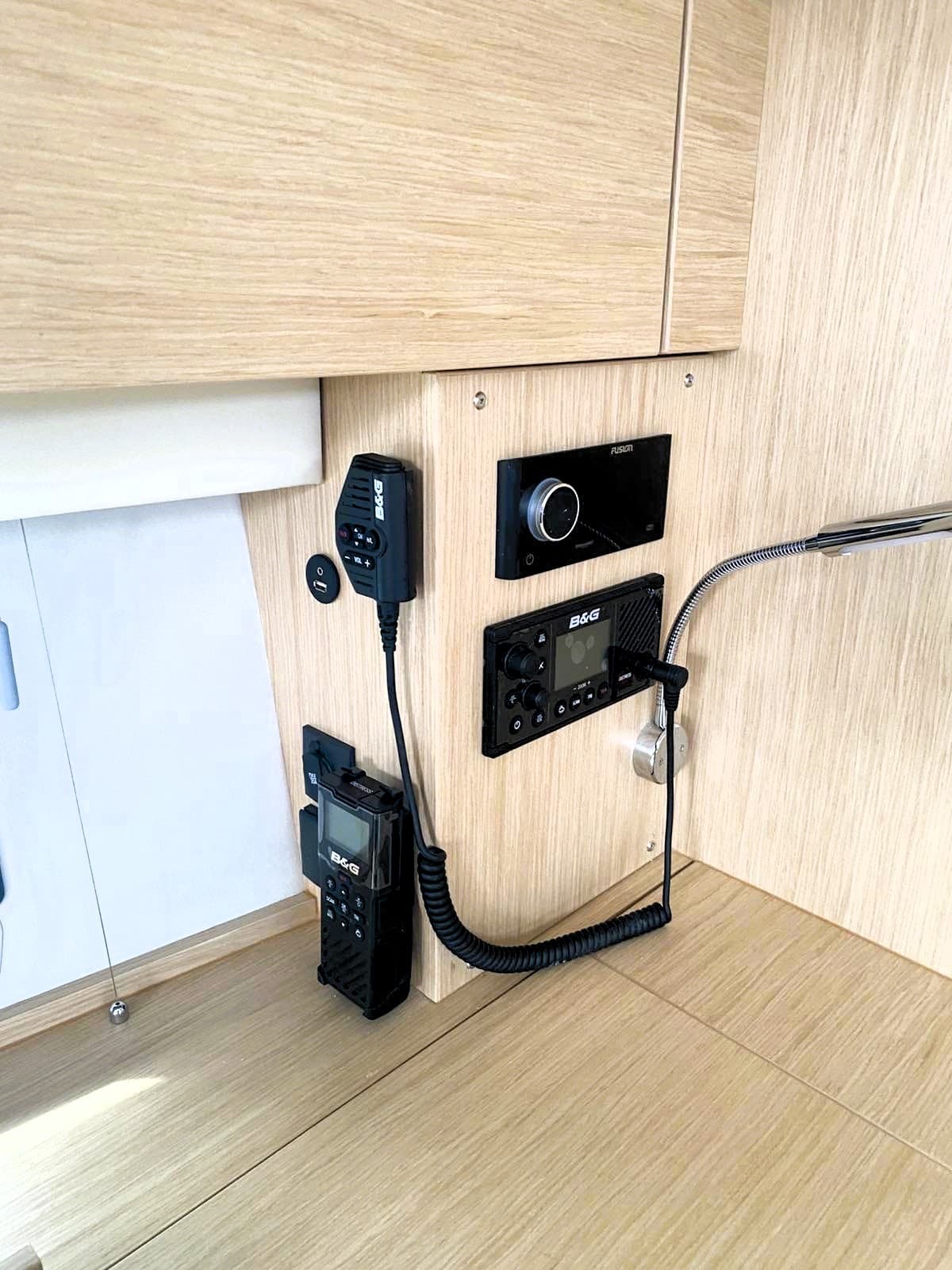 Bavaria C42 - photo 10