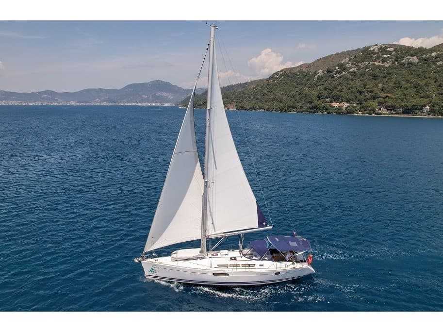 Sun Odyssey 44 i - photo