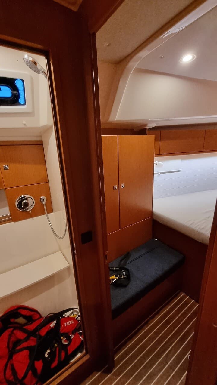 Bavaria 46 - photo 13