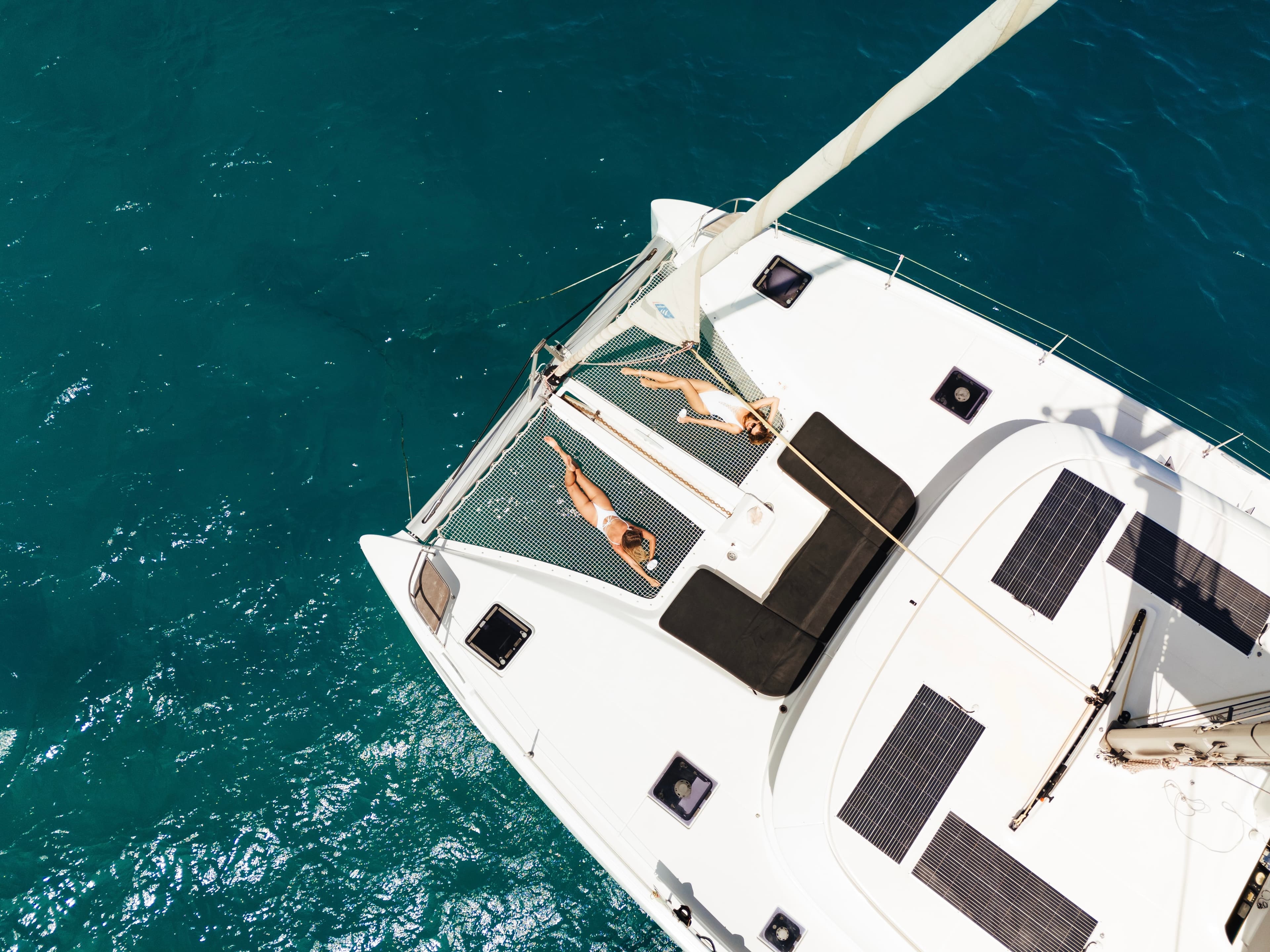 Lagoon 46  - photo 11