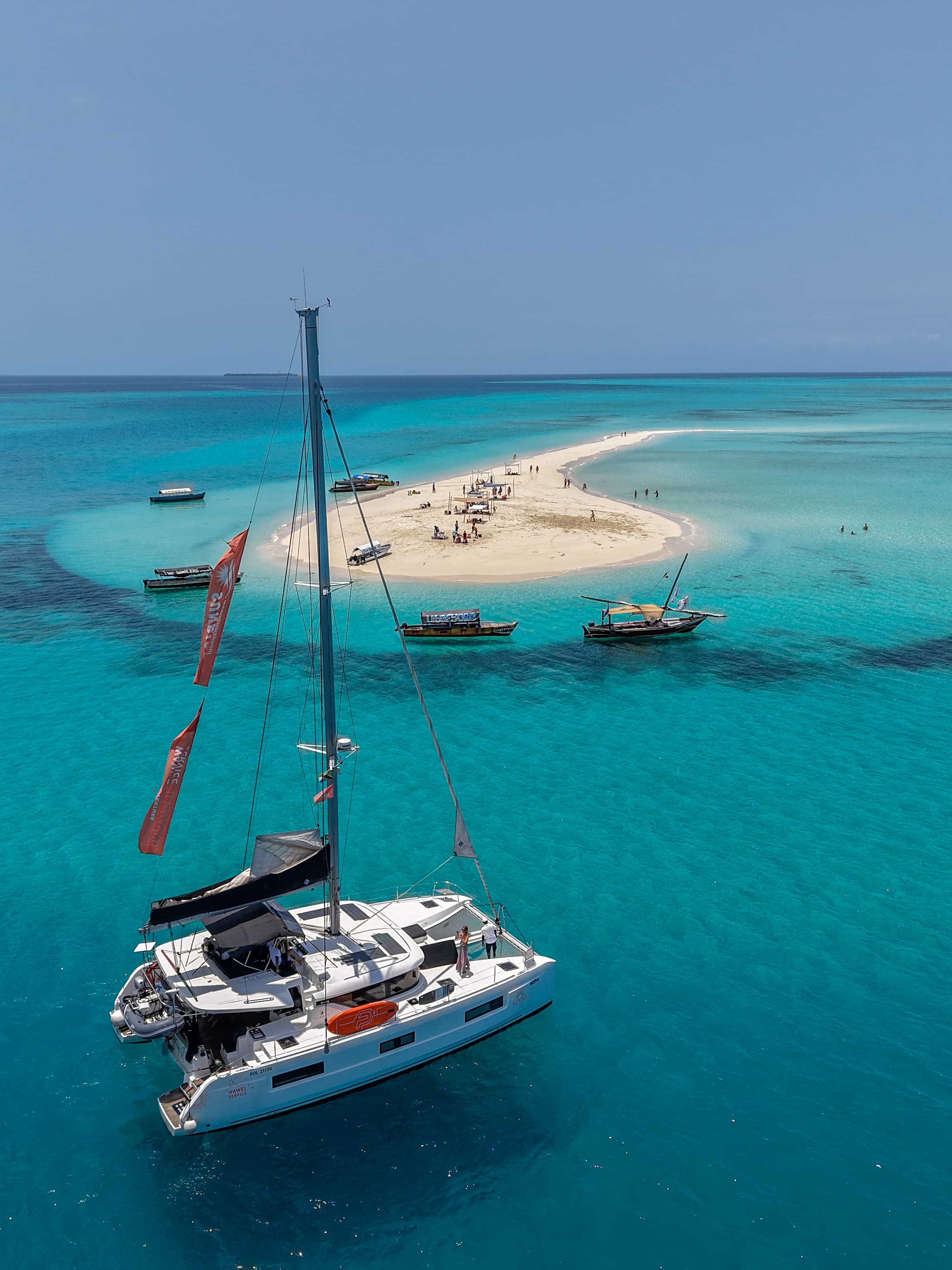 Lagoon 46  - photo 25