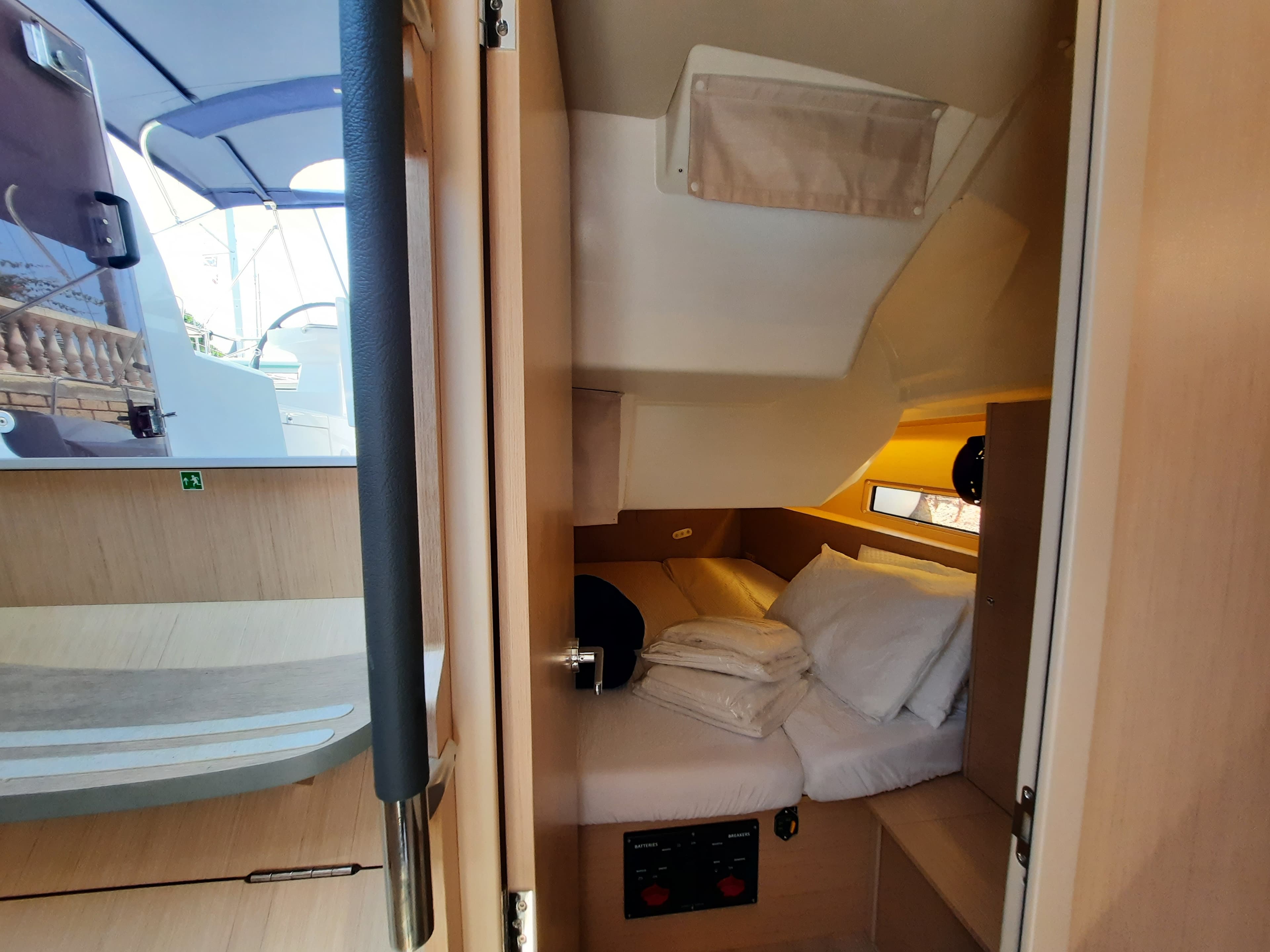 Oceanis 40.1 - photo 4