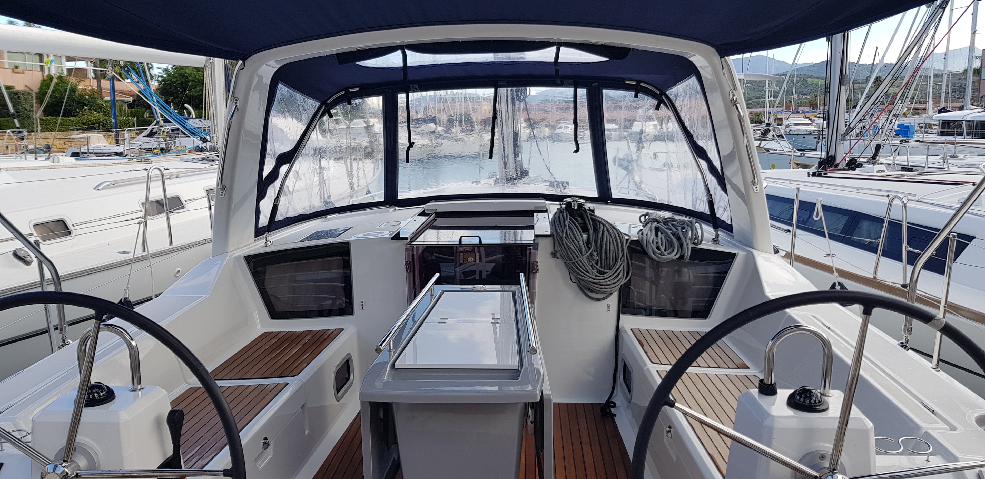 Oceanis 41.1 - photo 6