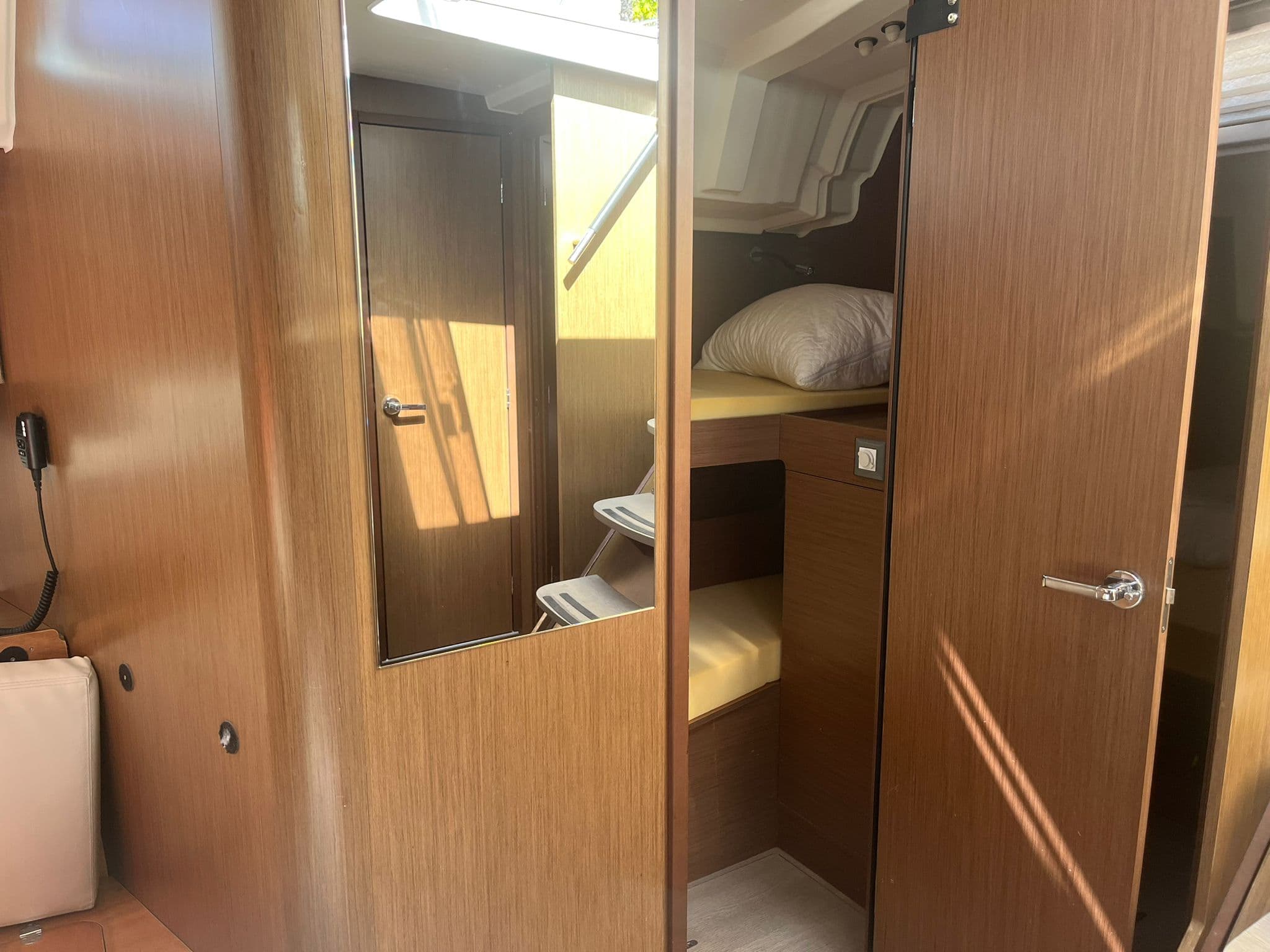 Oceanis 46.1 - photo 8