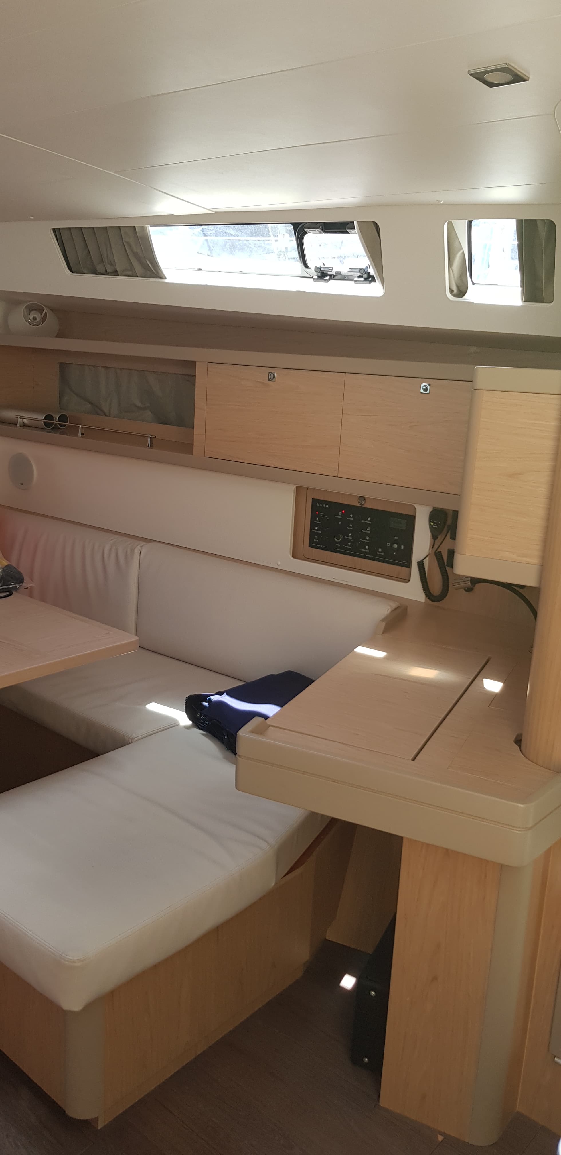 Oceanis 45 - photo 8