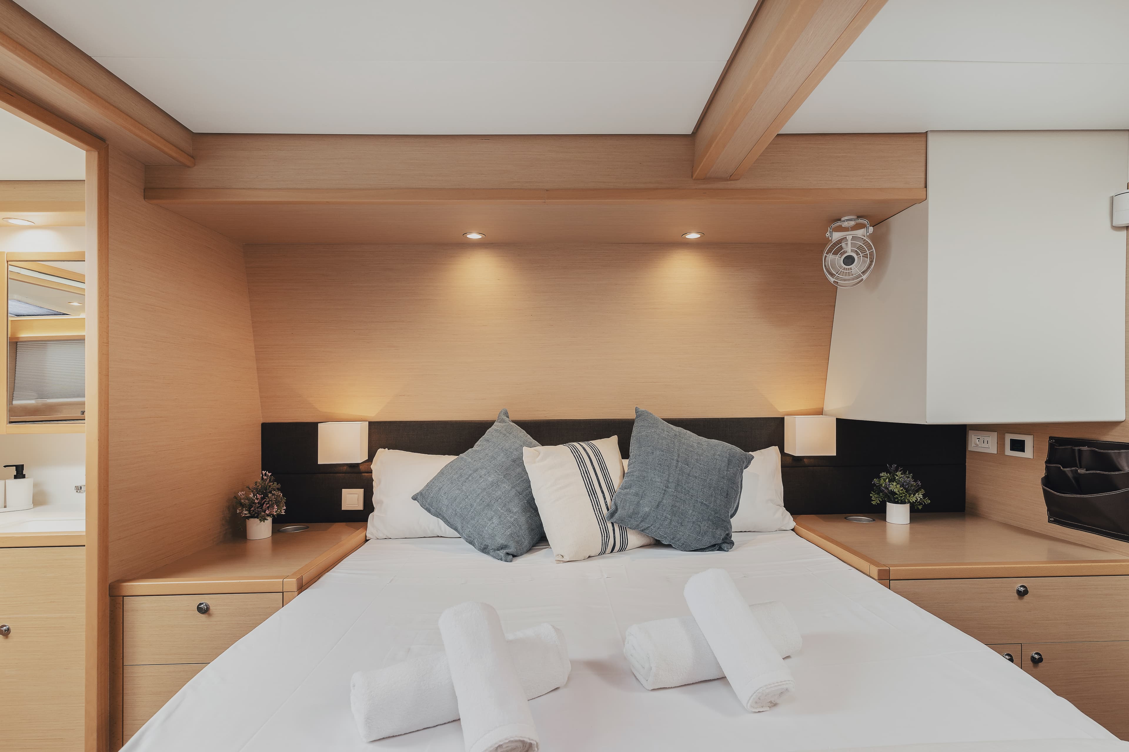 Lagoon 560 S2 - photo 13