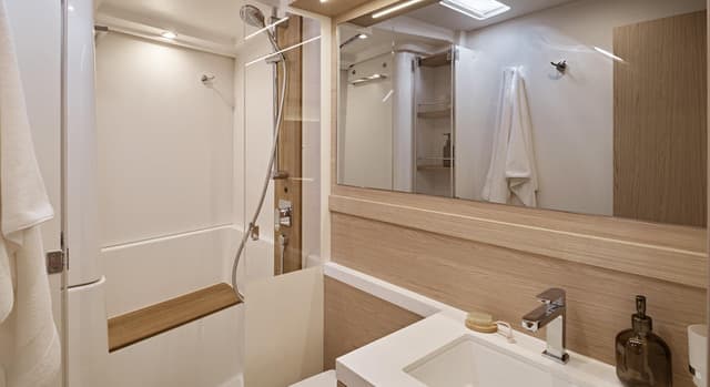 Oceanis 60 - photo 4