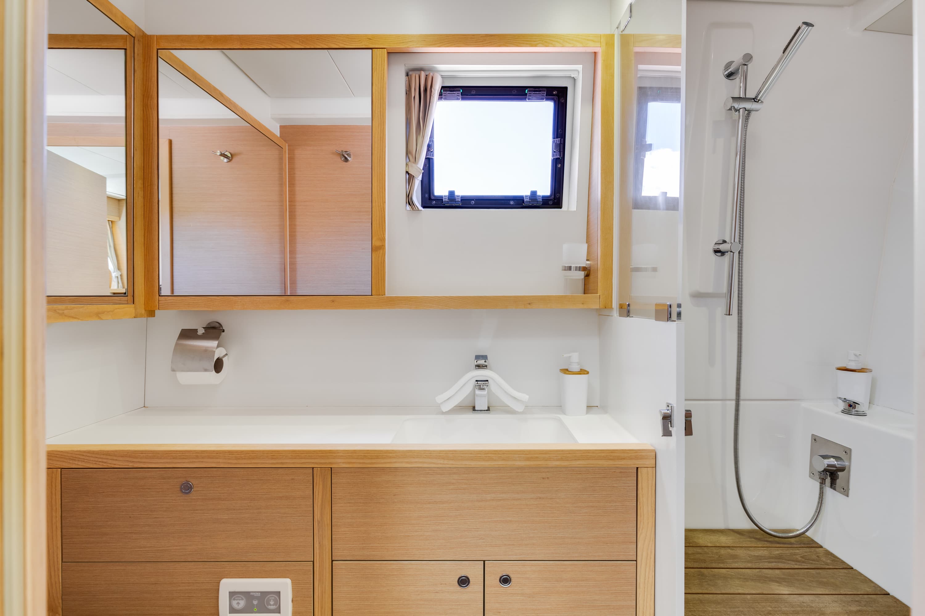 Lagoon 560 - photo 30