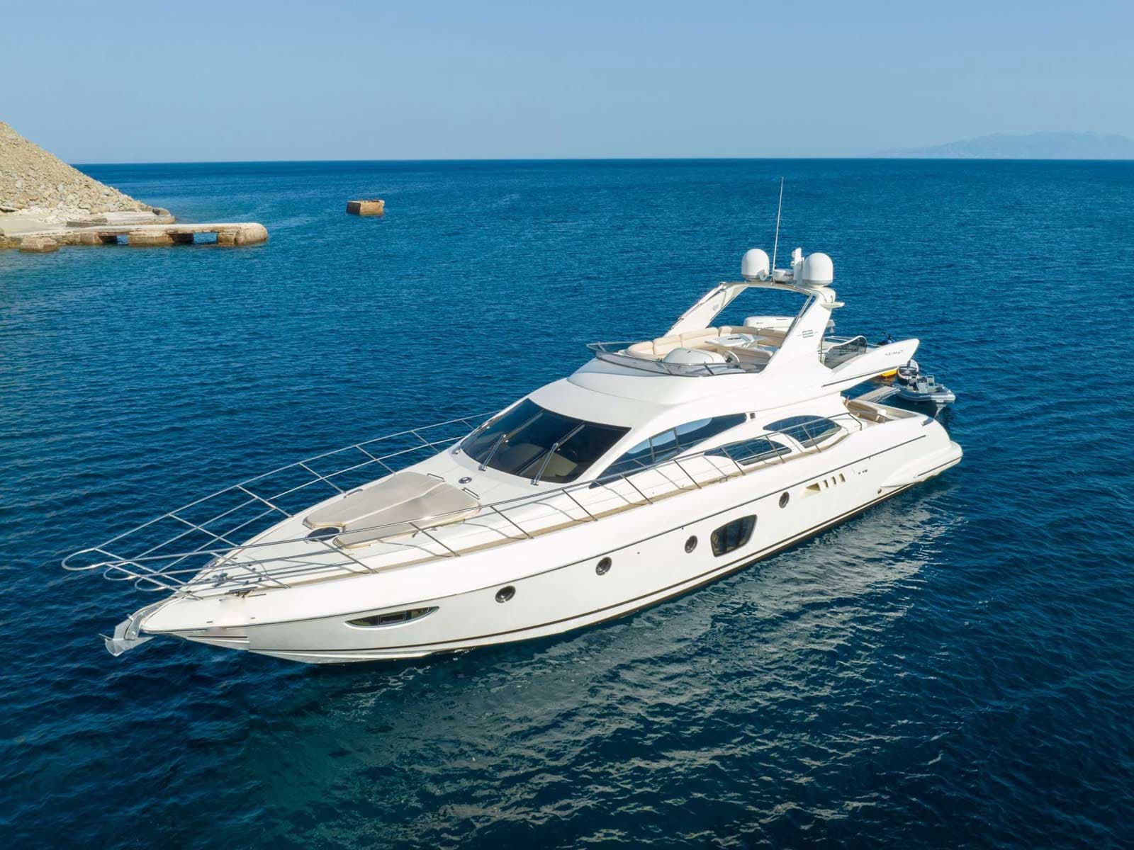 Azimut 64 - photo