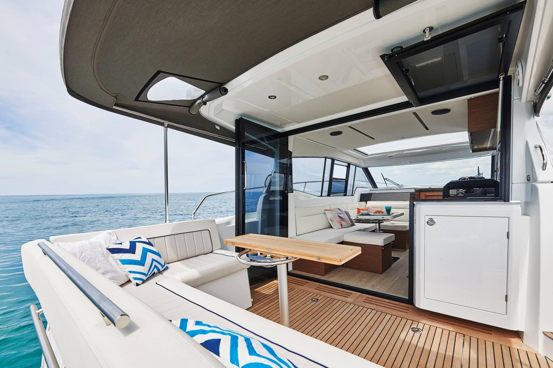 Jeanneau NC 37 - photo 10