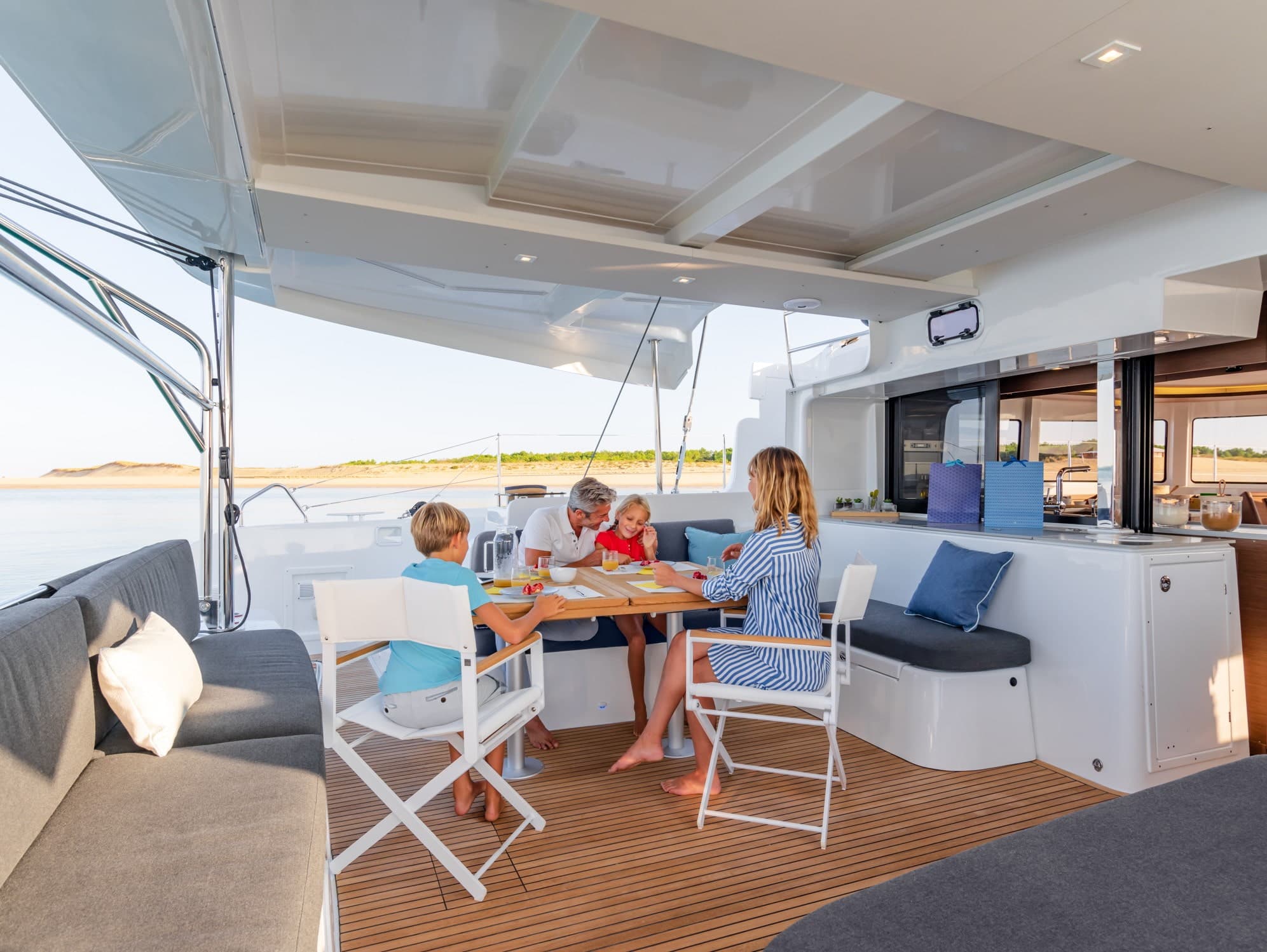 Lagoon 46  - photo 7