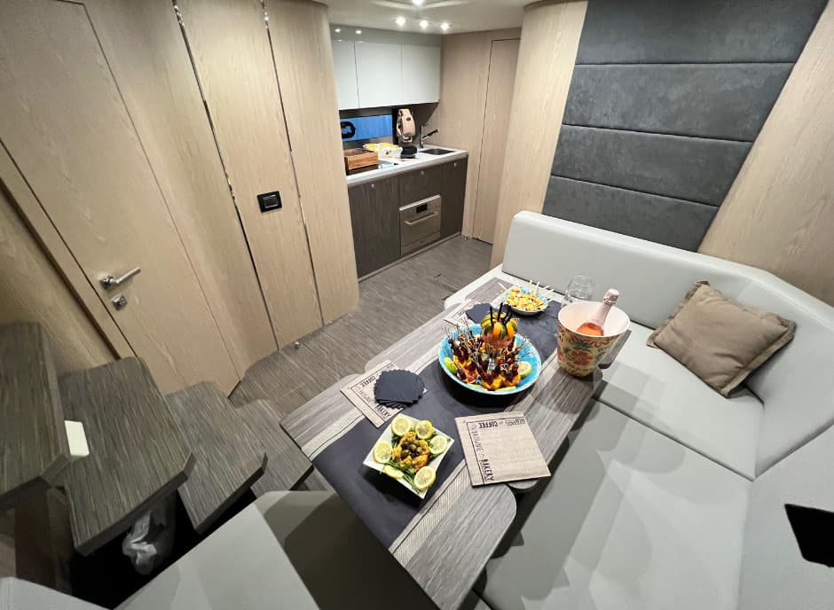 Sessa C48 - photo 14