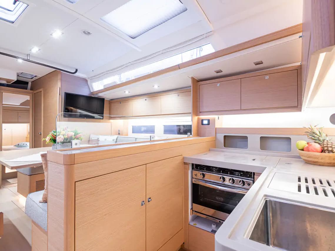 Dufour 530 - photo 9